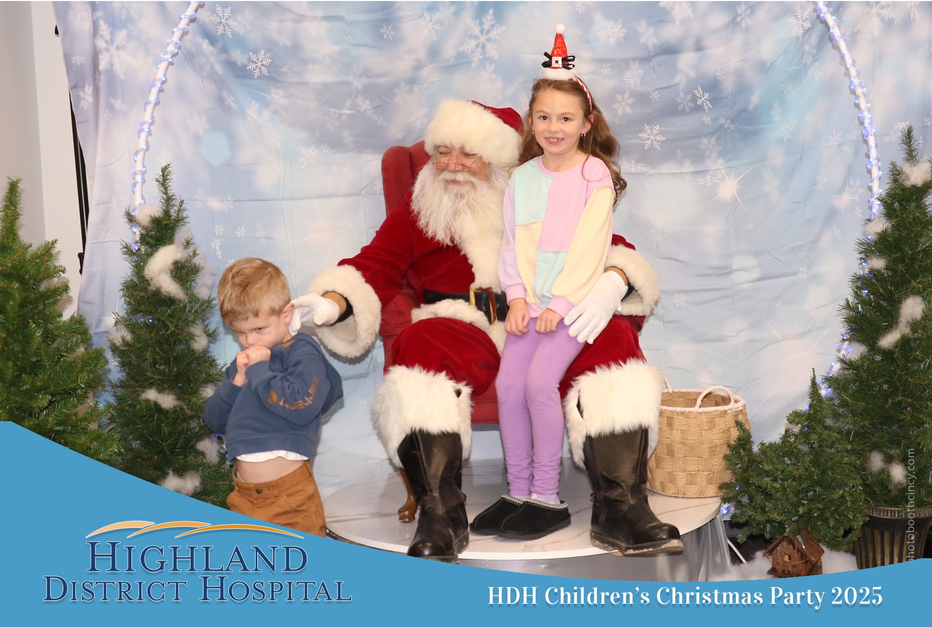 Highland District Hospital | View more photos from the event at gallery.photoboothcincy.com/u/PhotoBoothCincy/Highland-District-Hospital