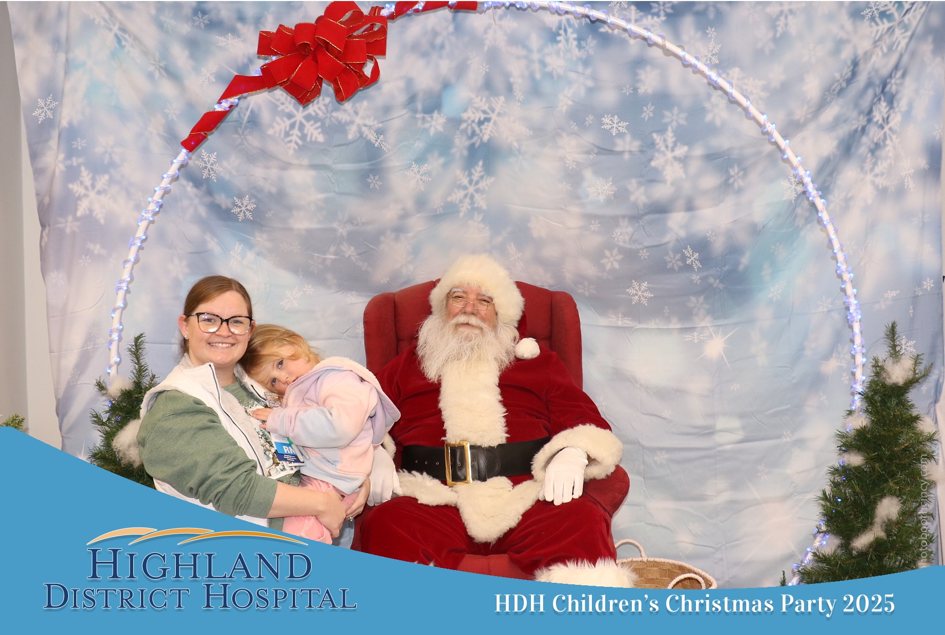 Highland District Hospital | View more photos from the event at gallery.photoboothcincy.com/u/PhotoBoothCincy/Highland-District-Hospital