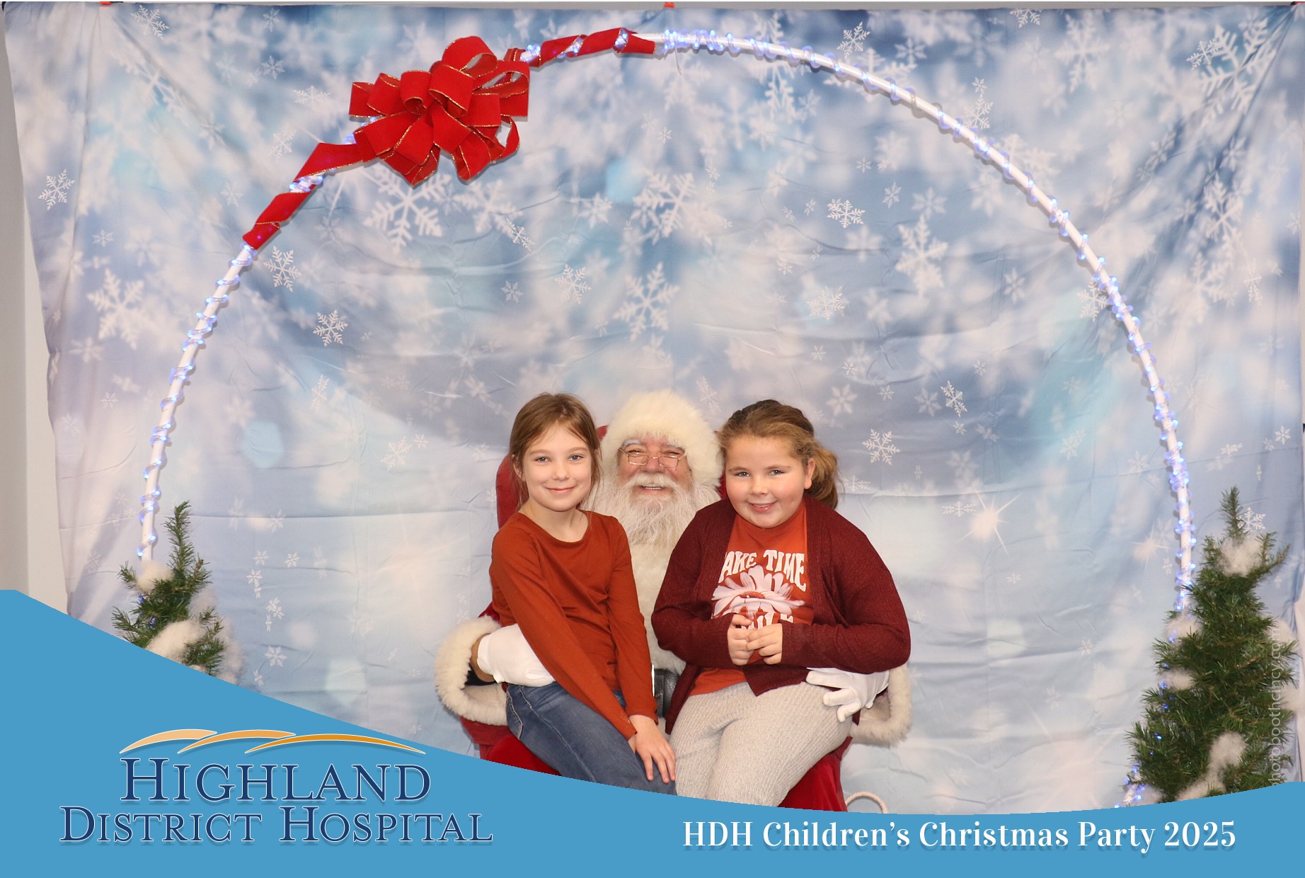 Highland District Hospital | View more photos from the event at gallery.photoboothcincy.com/u/PhotoBoothCincy/Highland-District-Hospital