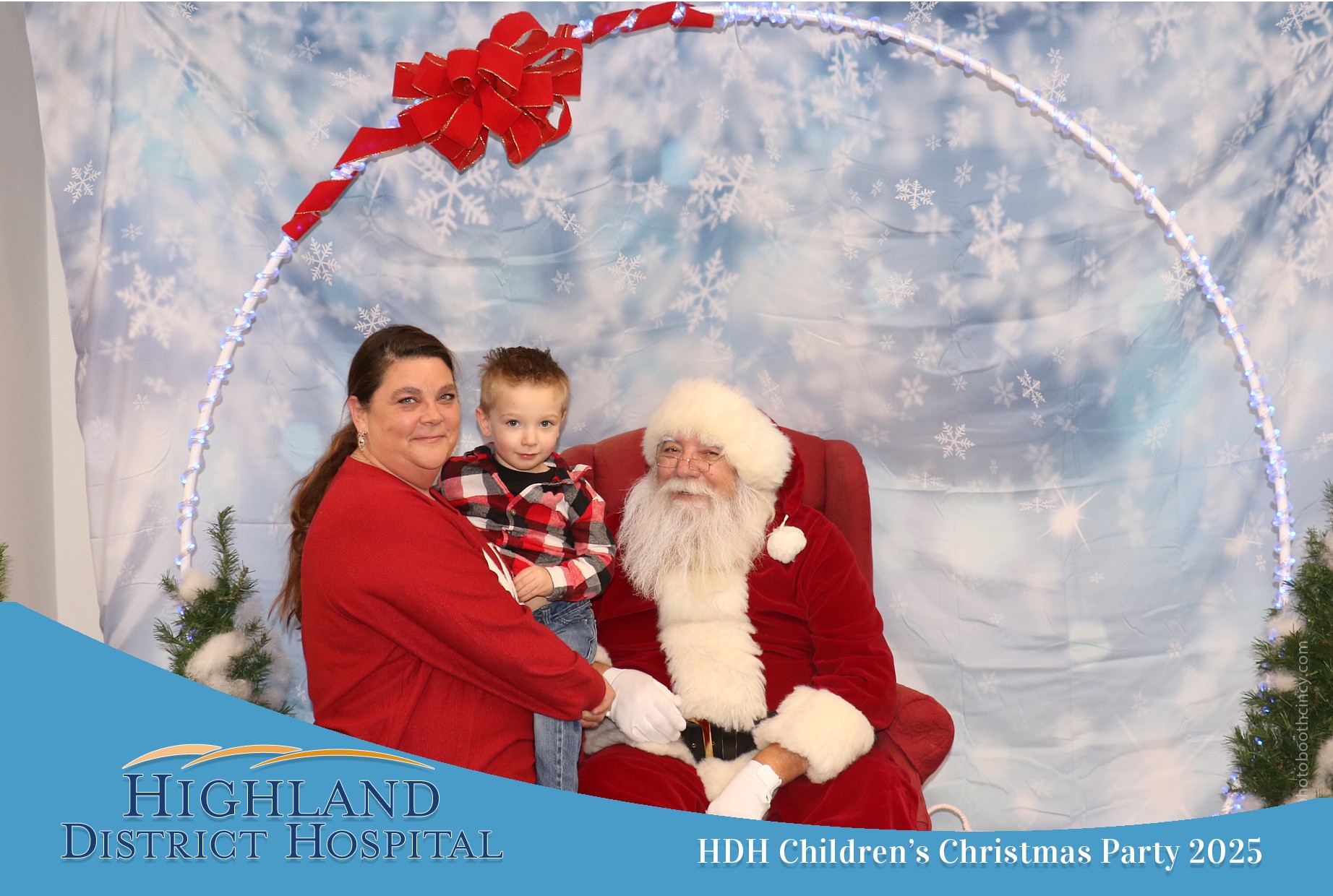 Highland District Hospital | View more photos from the event at gallery.photoboothcincy.com/u/PhotoBoothCincy/Highland-District-Hospital