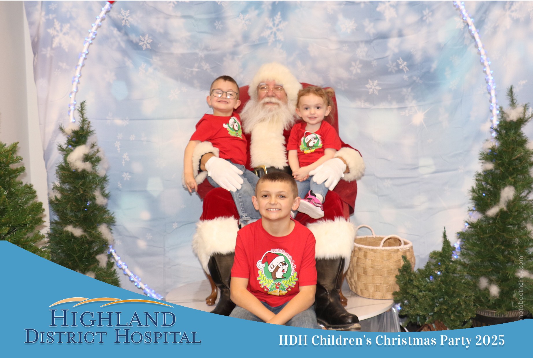 Highland District Hospital | View more photos from the event at gallery.photoboothcincy.com/u/PhotoBoothCincy/Highland-District-Hospital