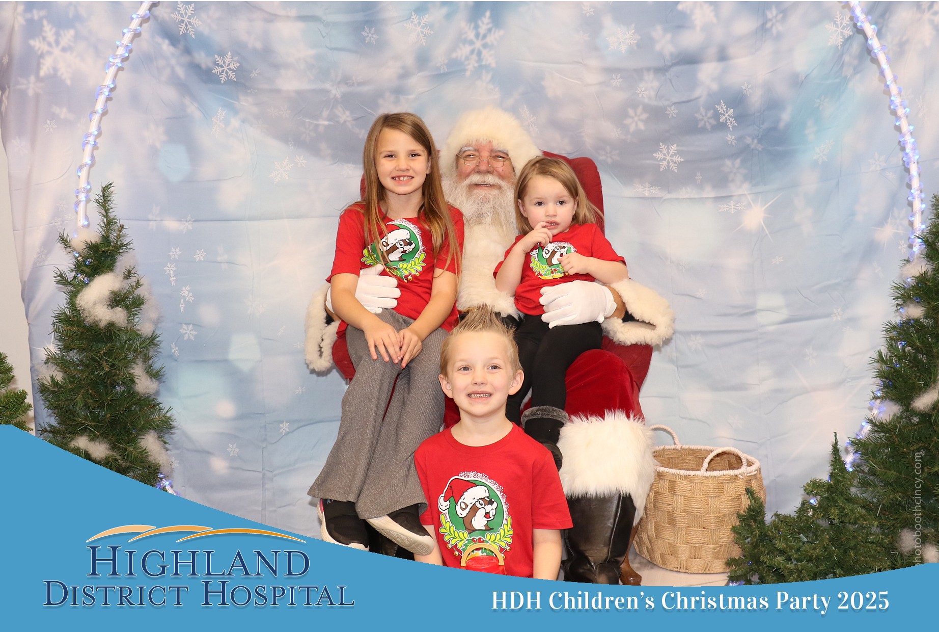 Highland District Hospital | View more photos from the event at gallery.photoboothcincy.com/u/PhotoBoothCincy/Highland-District-Hospital