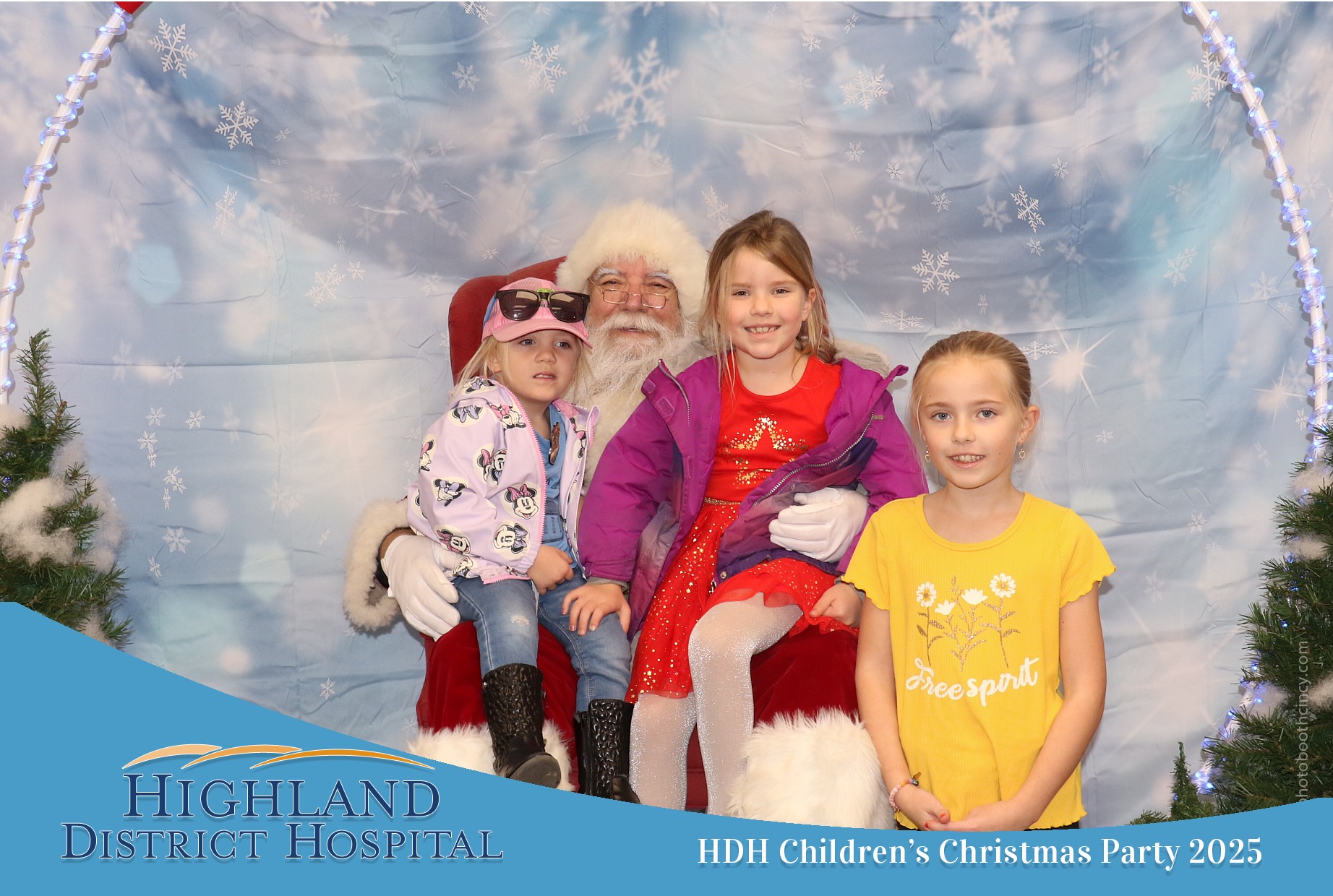 Highland District Hospital | View more photos from the event at gallery.photoboothcincy.com/u/PhotoBoothCincy/Highland-District-Hospital