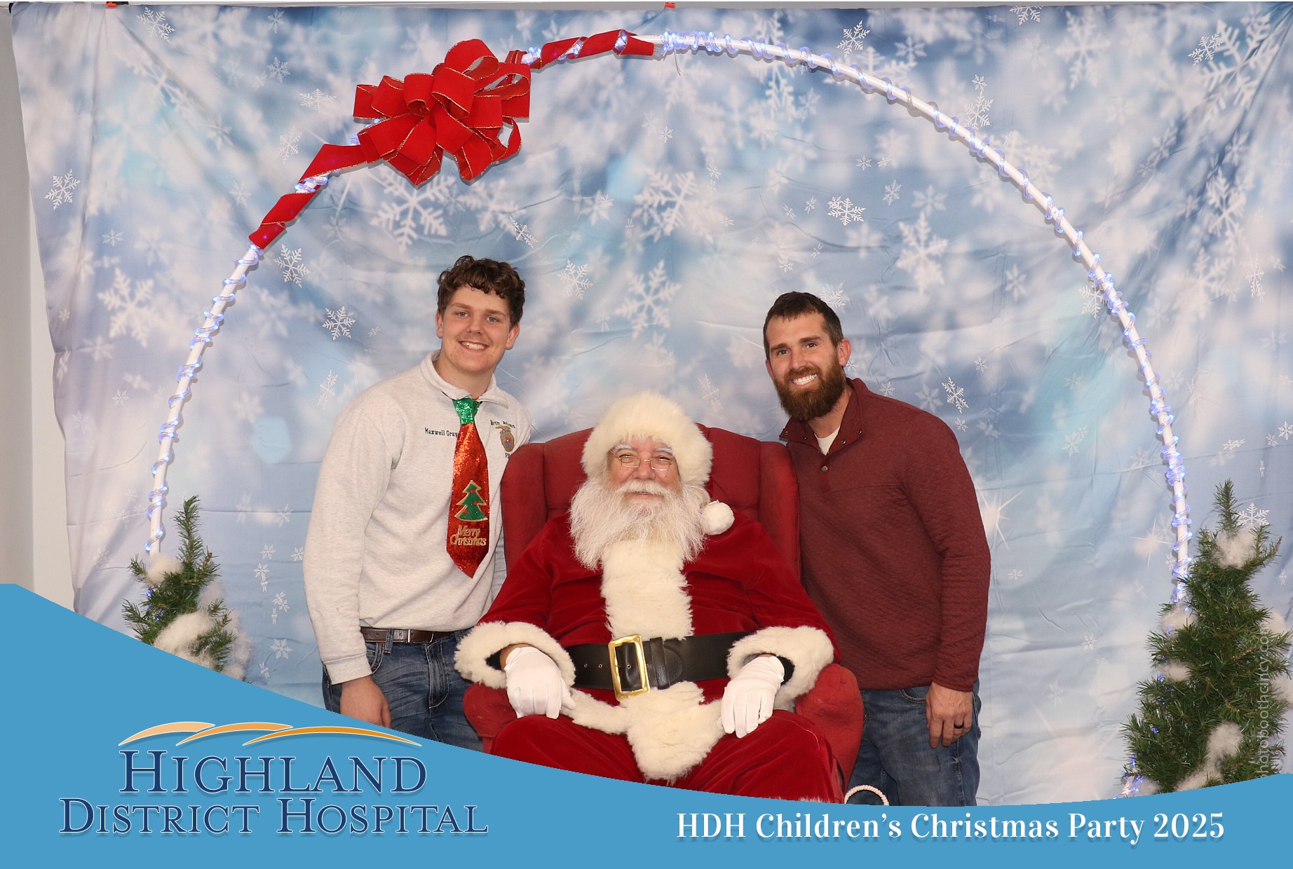 Highland District Hospital | View more photos from the event at gallery.photoboothcincy.com/u/PhotoBoothCincy/Highland-District-Hospital