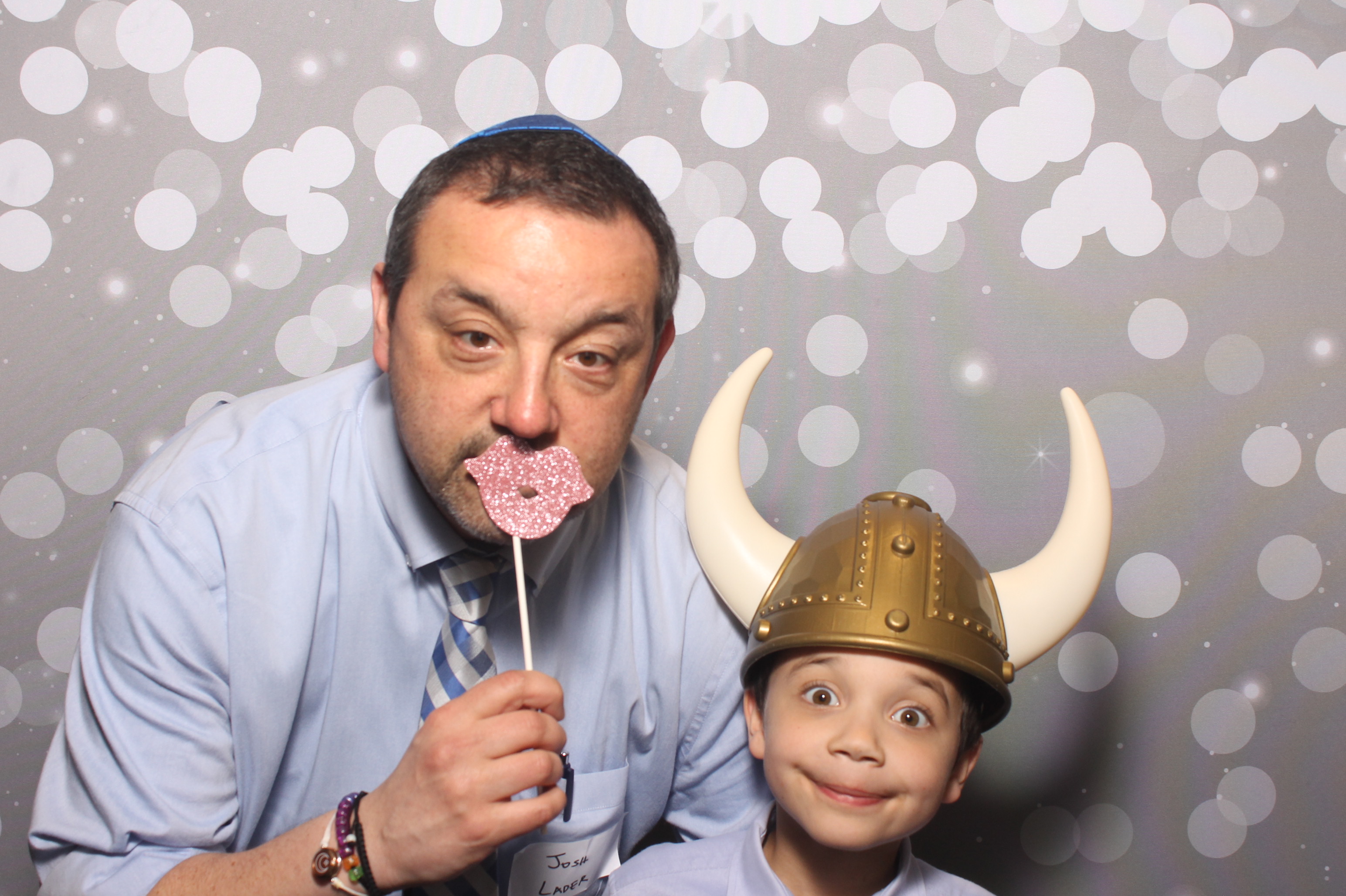 Hillel Grandparents & Special Friends Tea | View more photos from the event at gallery.photoboothcincy.com/u/PhotoBoothCincy/Hillel-Grandparents-Special-Friends-Tea
