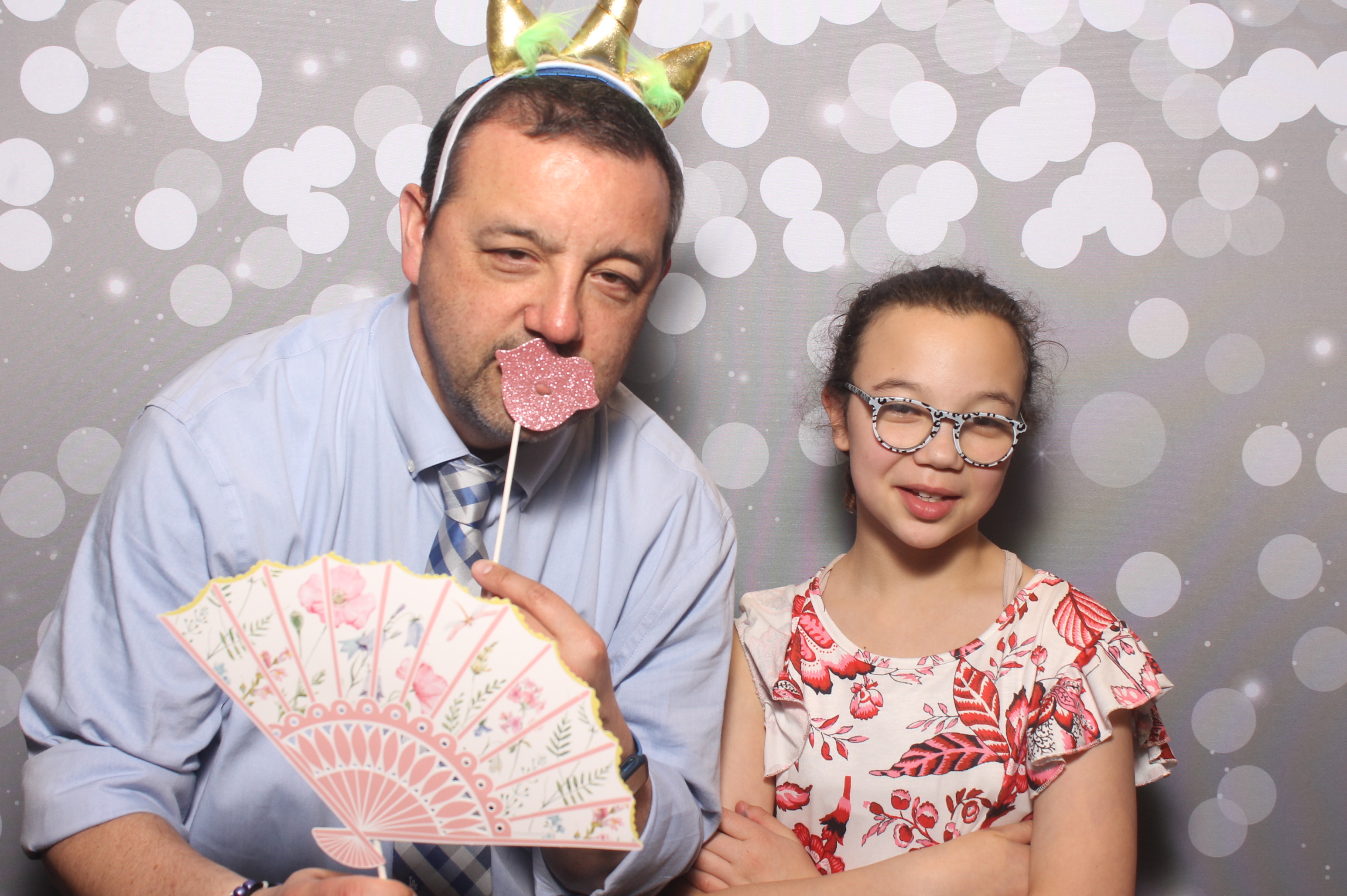 Hillel Grandparents & Special Friends Tea | View more photos from the event at gallery.photoboothcincy.com/u/PhotoBoothCincy/Hillel-Grandparents-Special-Friends-Tea