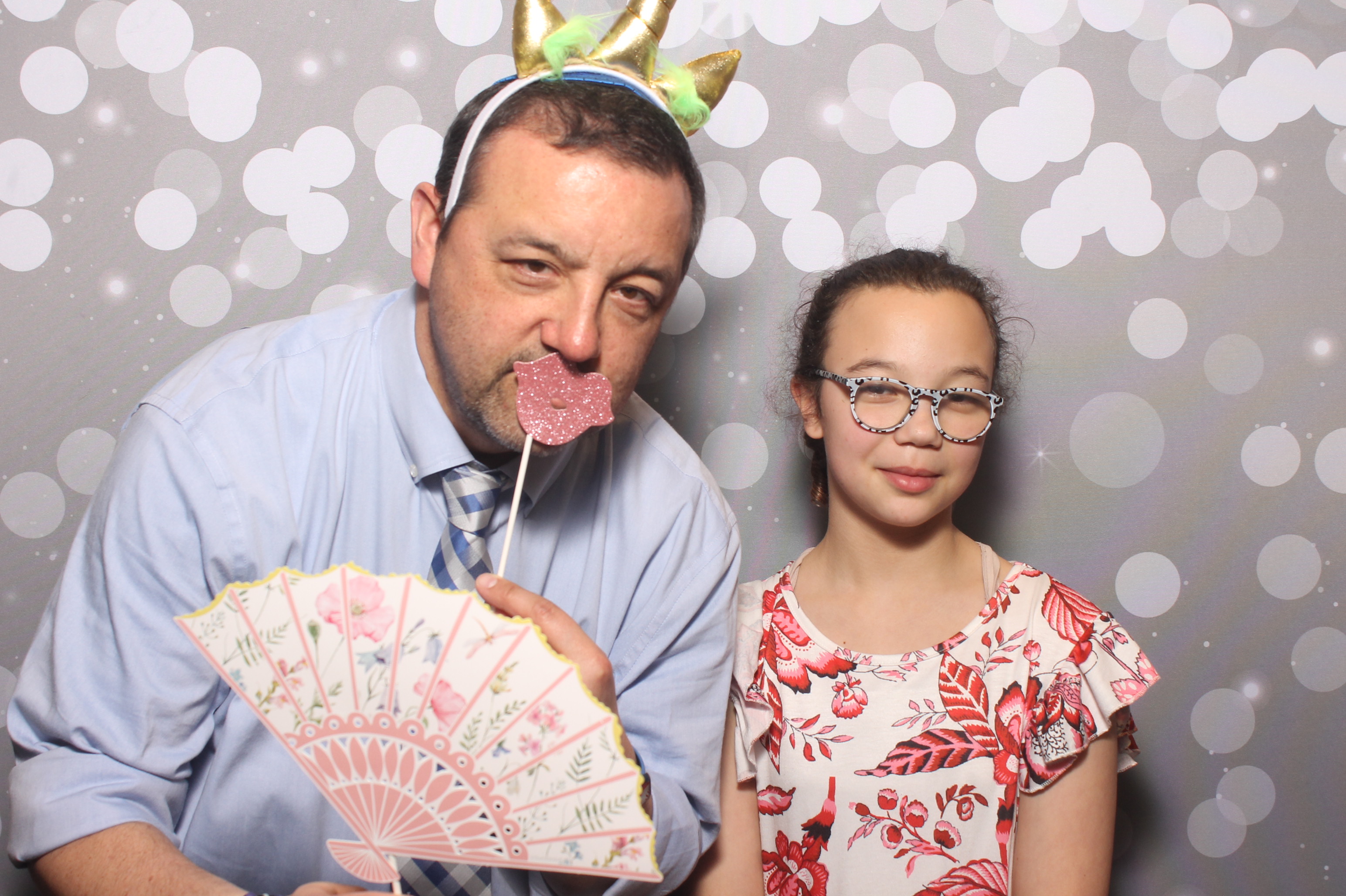 Hillel Grandparents & Special Friends Tea | View more photos from the event at gallery.photoboothcincy.com/u/PhotoBoothCincy/Hillel-Grandparents-Special-Friends-Tea