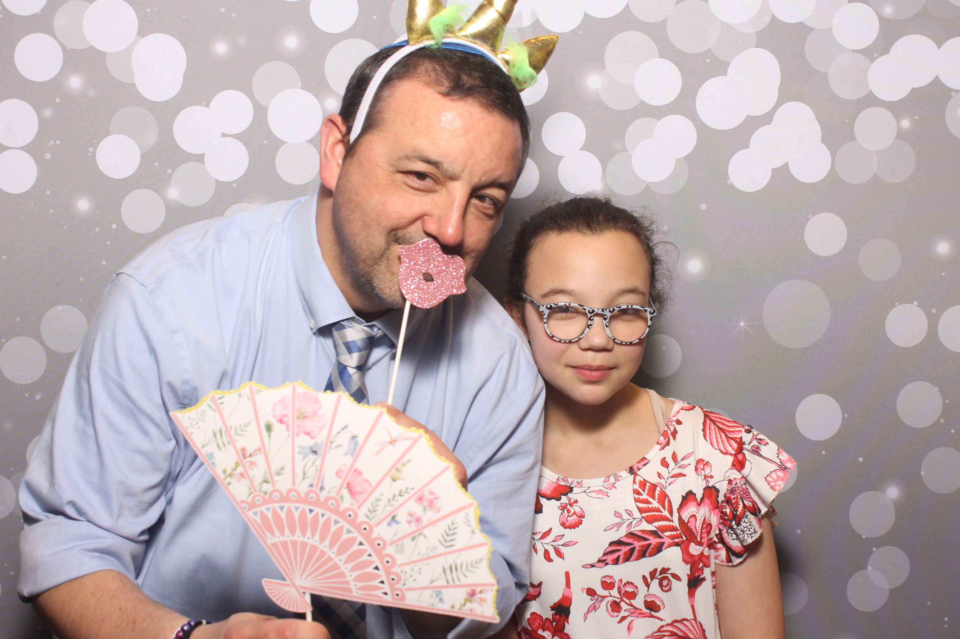 Hillel Grandparents & Special Friends Tea | View more photos from the event at gallery.photoboothcincy.com/u/PhotoBoothCincy/Hillel-Grandparents-Special-Friends-Tea