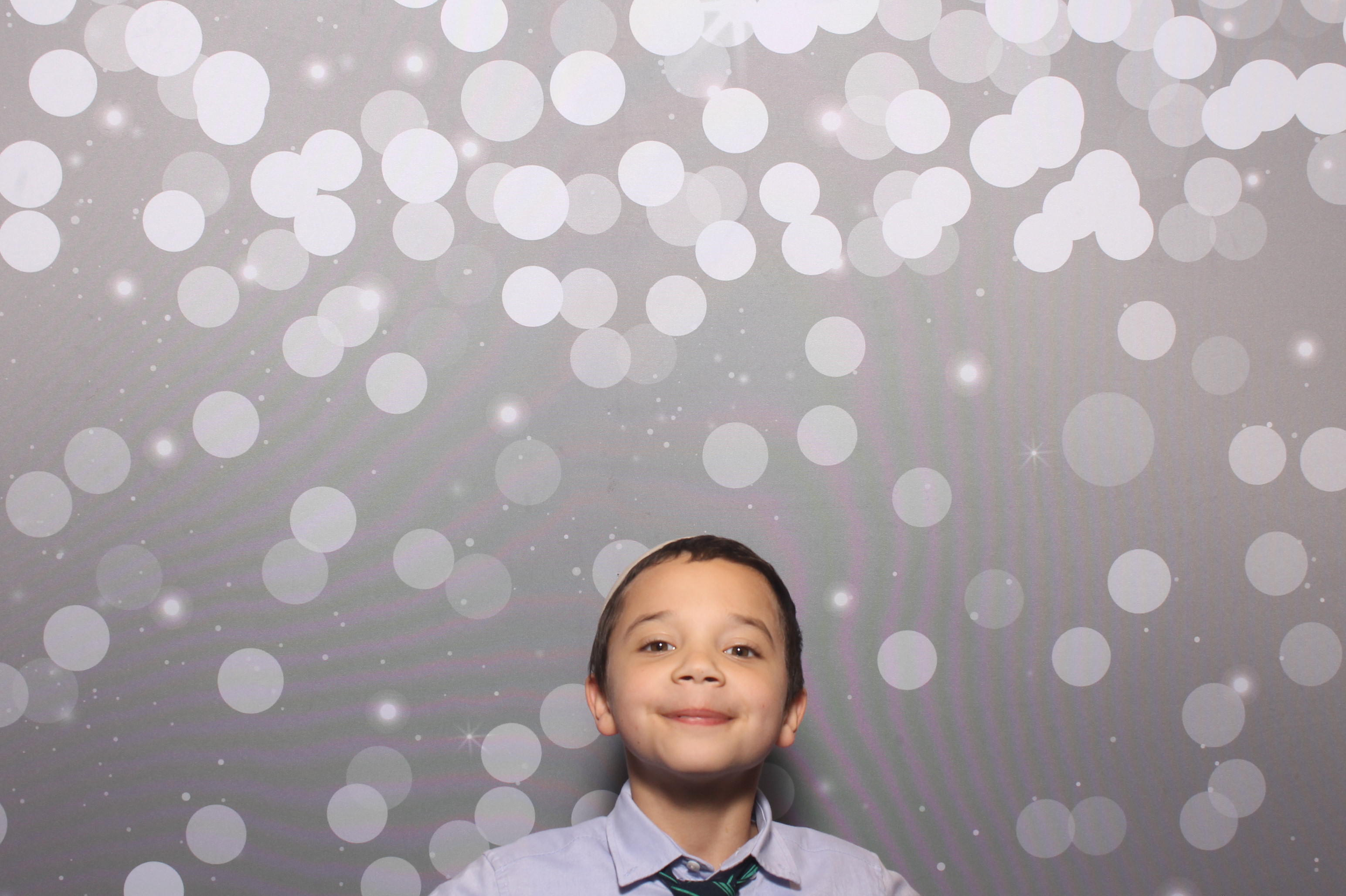 Hillel Grandparents & Special Friends Tea | View more photos from the event at gallery.photoboothcincy.com/u/PhotoBoothCincy/Hillel-Grandparents-Special-Friends-Tea