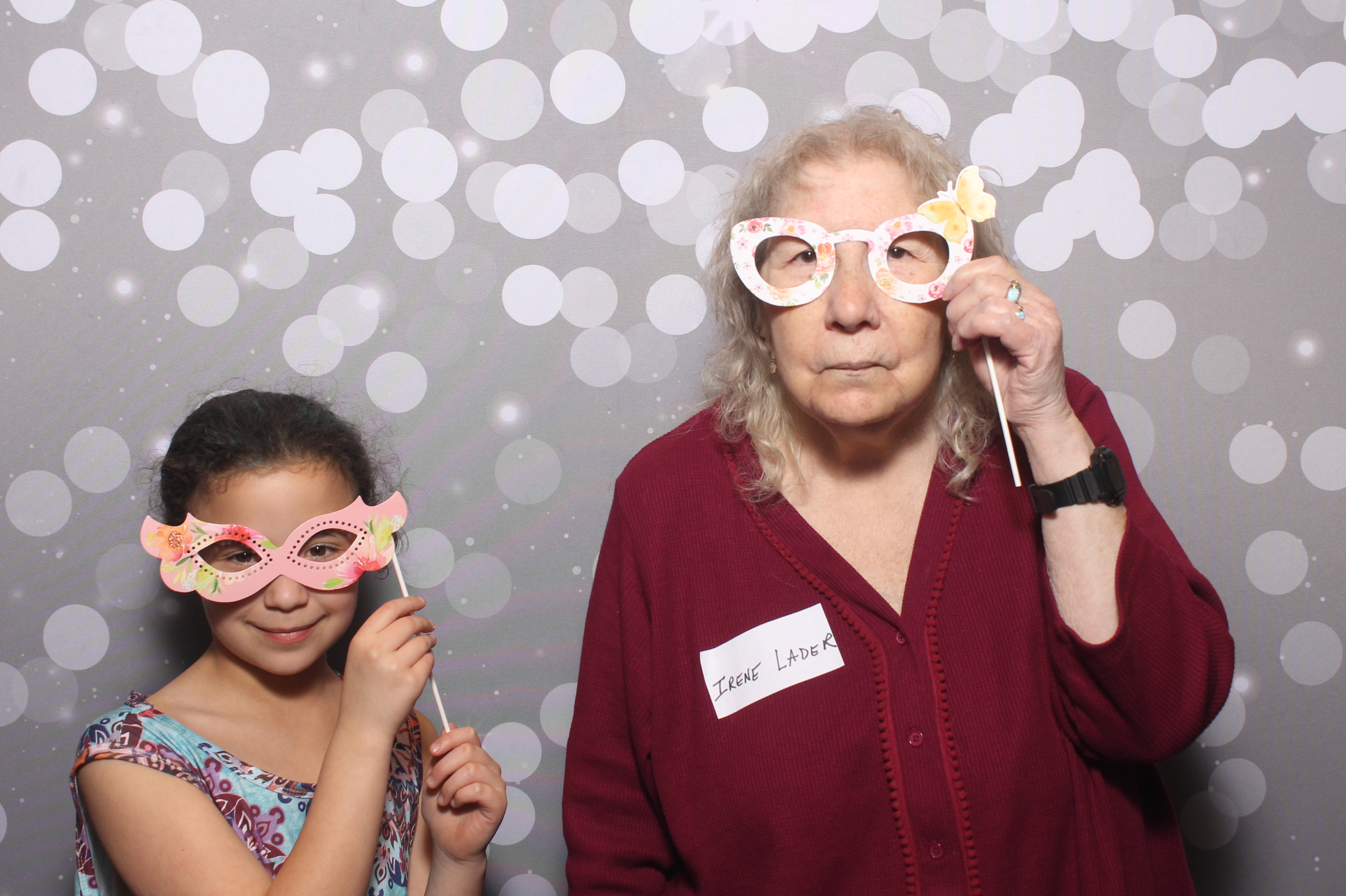 Hillel Grandparents & Special Friends Tea | View more photos from the event at gallery.photoboothcincy.com/u/PhotoBoothCincy/Hillel-Grandparents-Special-Friends-Tea