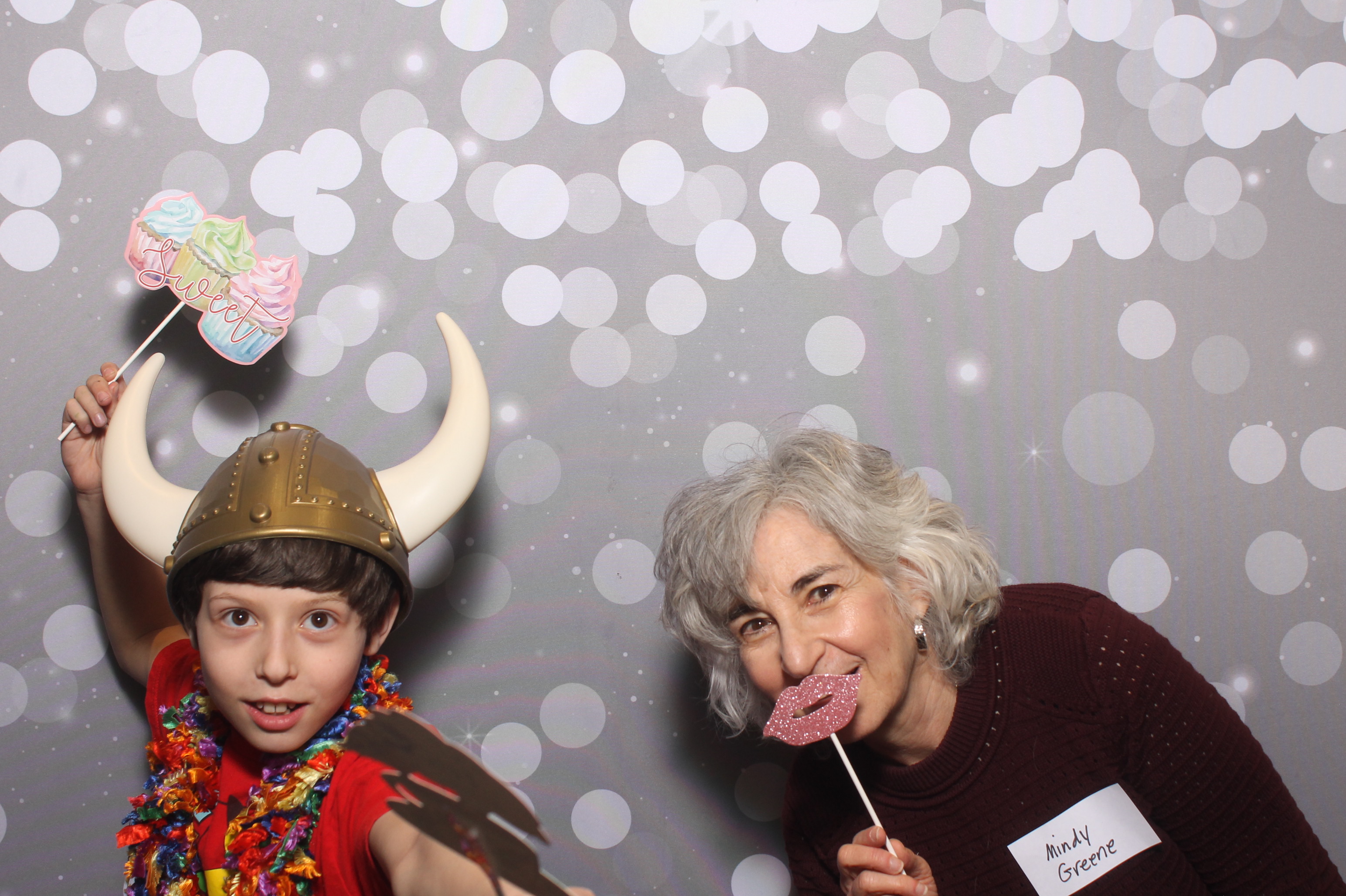 Hillel Grandparents & Special Friends Tea | View more photos from the event at gallery.photoboothcincy.com/u/PhotoBoothCincy/Hillel-Grandparents-Special-Friends-Tea
