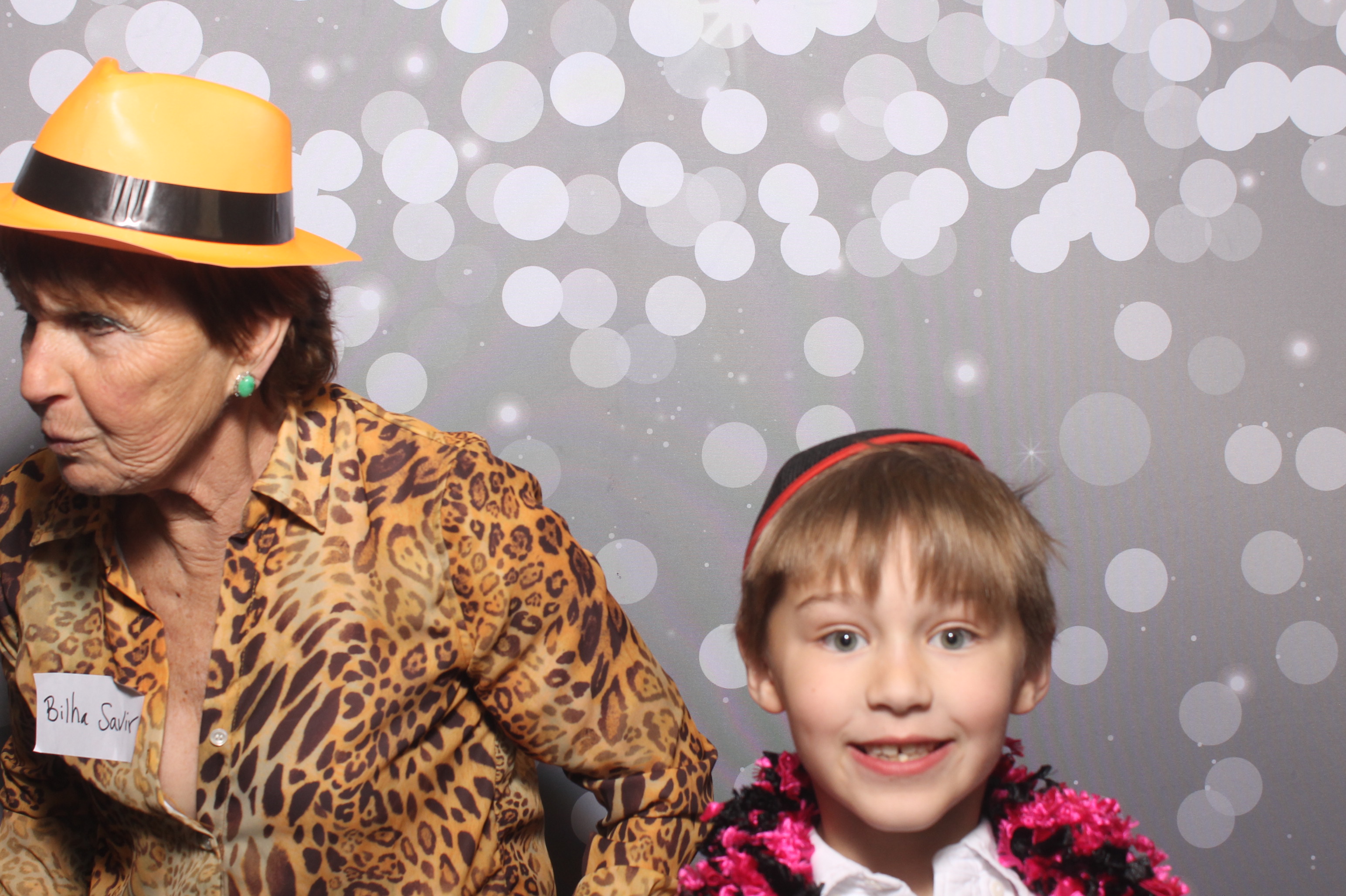 Hillel Grandparents & Special Friends Tea | View more photos from the event at gallery.photoboothcincy.com/u/PhotoBoothCincy/Hillel-Grandparents-Special-Friends-Tea