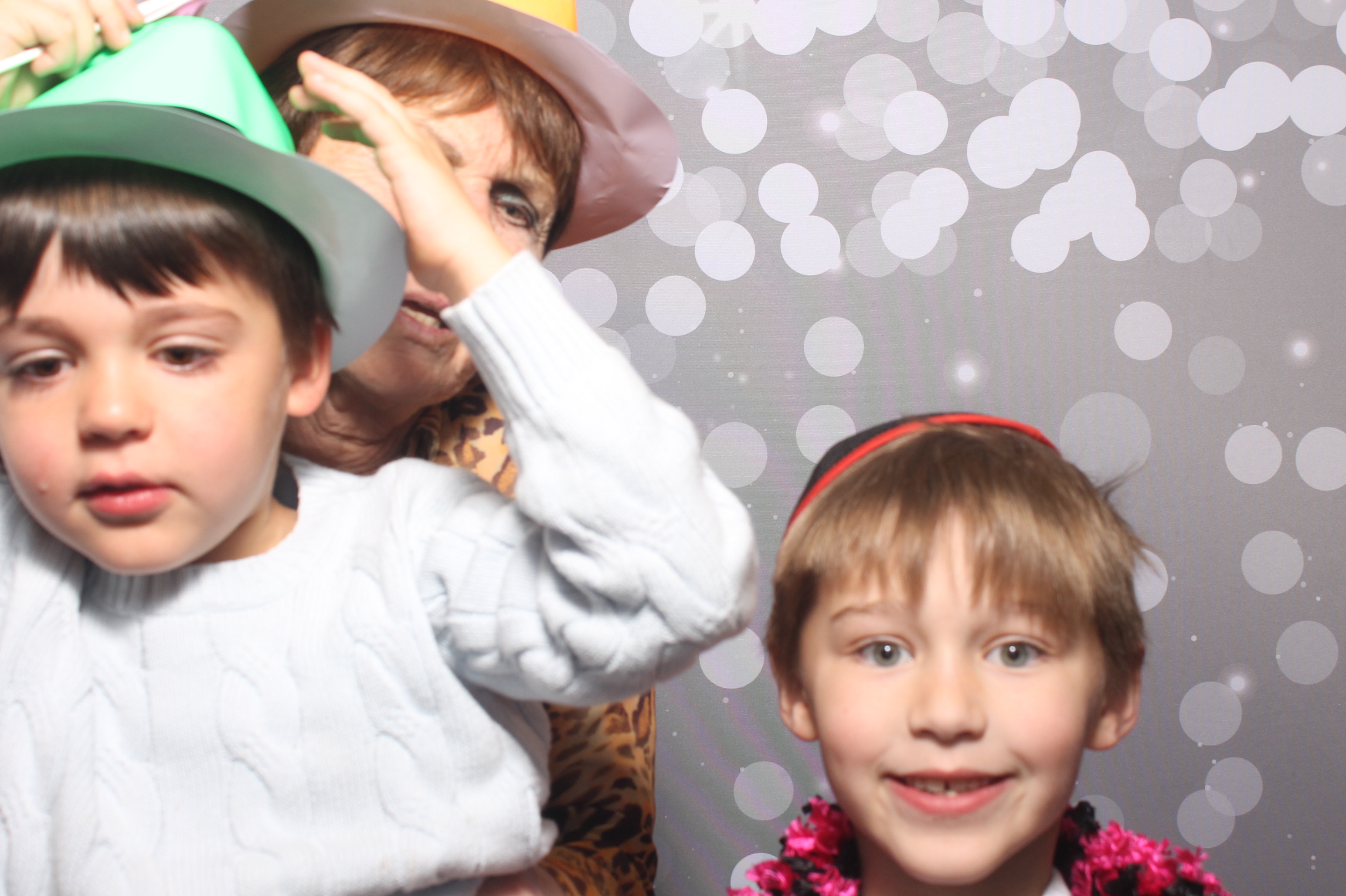 Hillel Grandparents & Special Friends Tea | View more photos from the event at gallery.photoboothcincy.com/u/PhotoBoothCincy/Hillel-Grandparents-Special-Friends-Tea