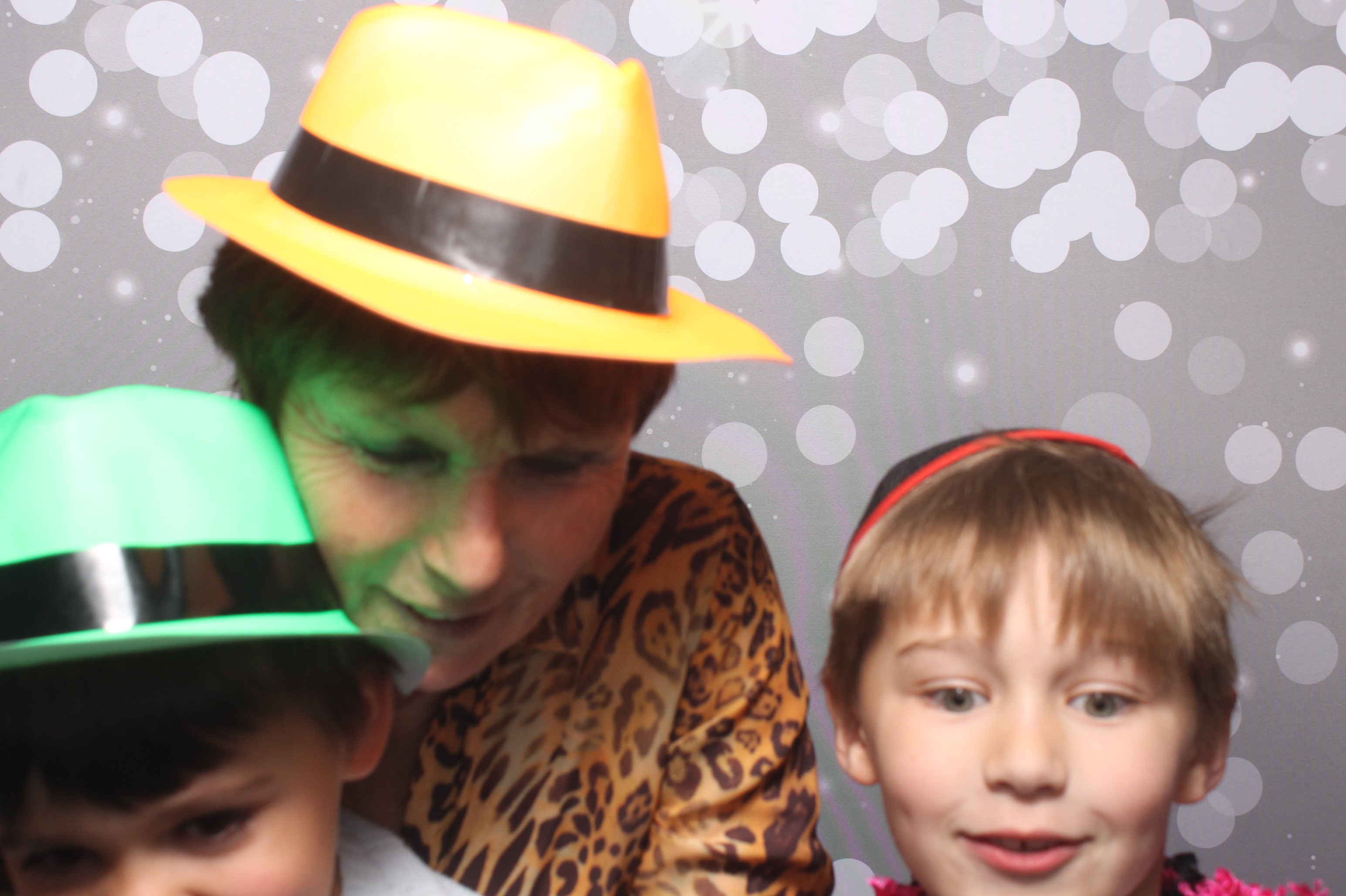 Hillel Grandparents & Special Friends Tea | View more photos from the event at gallery.photoboothcincy.com/u/PhotoBoothCincy/Hillel-Grandparents-Special-Friends-Tea