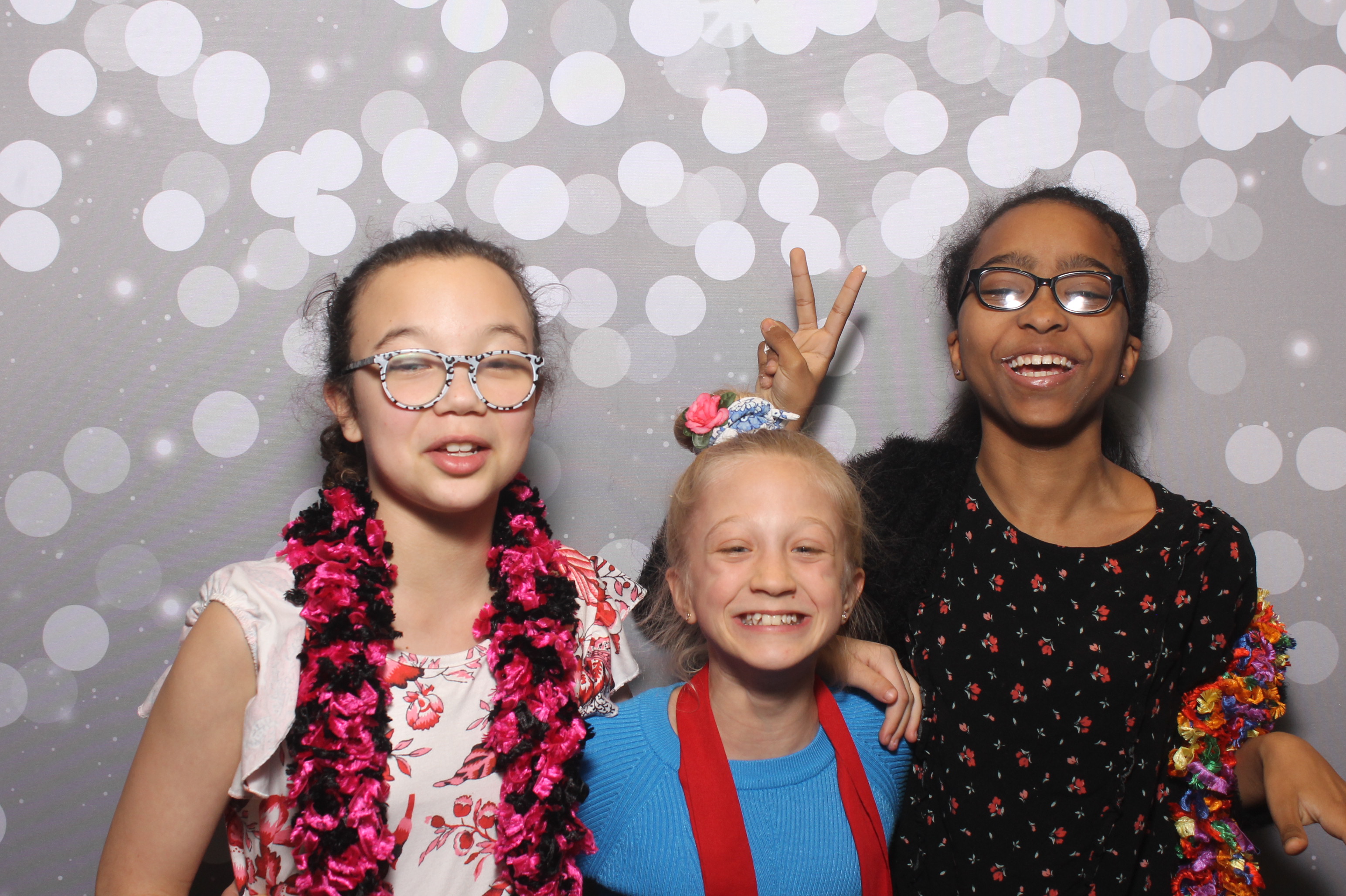 Hillel Grandparents & Special Friends Tea | View more photos from the event at gallery.photoboothcincy.com/u/PhotoBoothCincy/Hillel-Grandparents-Special-Friends-Tea