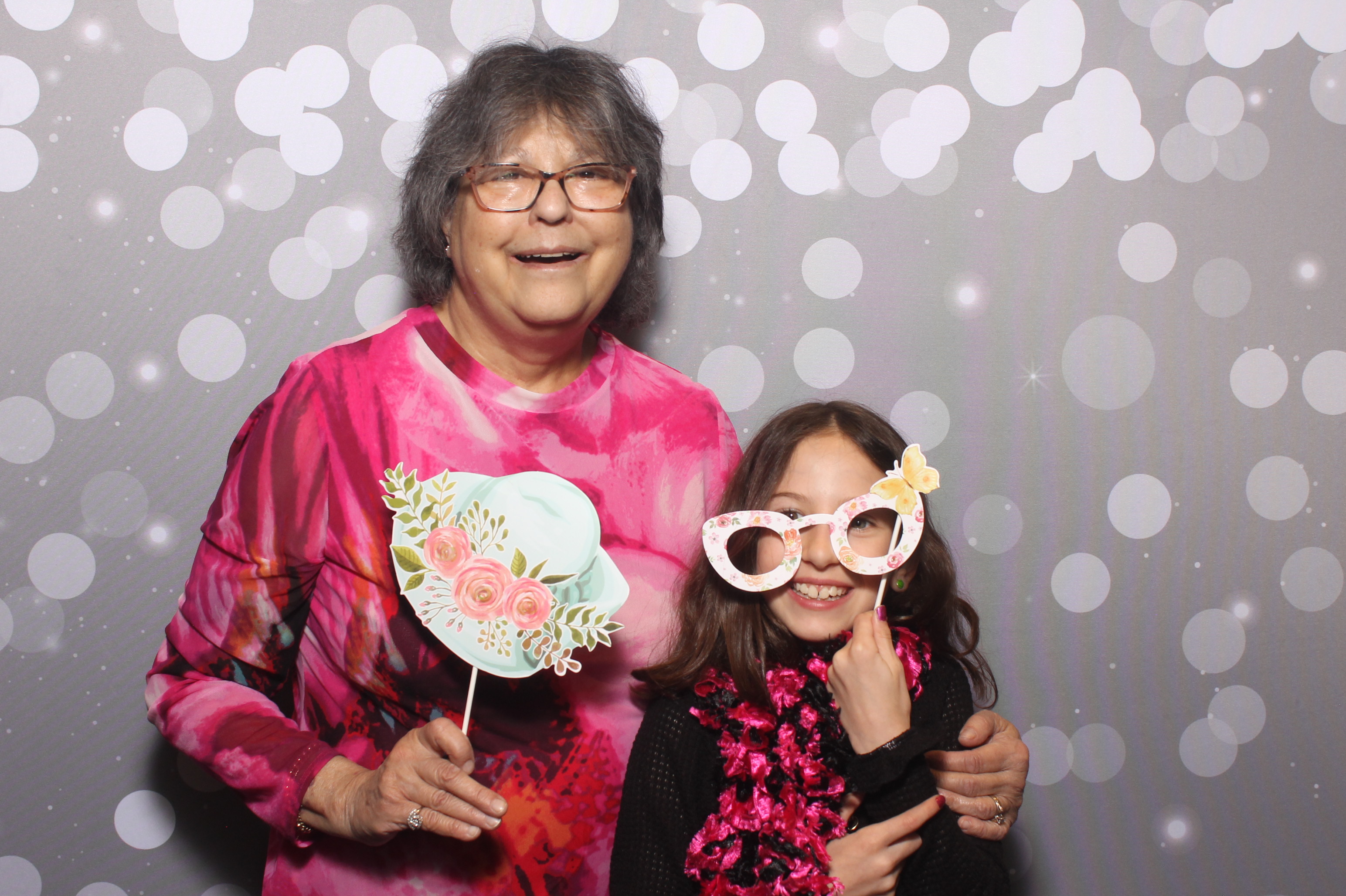 Hillel Grandparents & Special Friends Tea | View more photos from the event at gallery.photoboothcincy.com/u/PhotoBoothCincy/Hillel-Grandparents-Special-Friends-Tea
