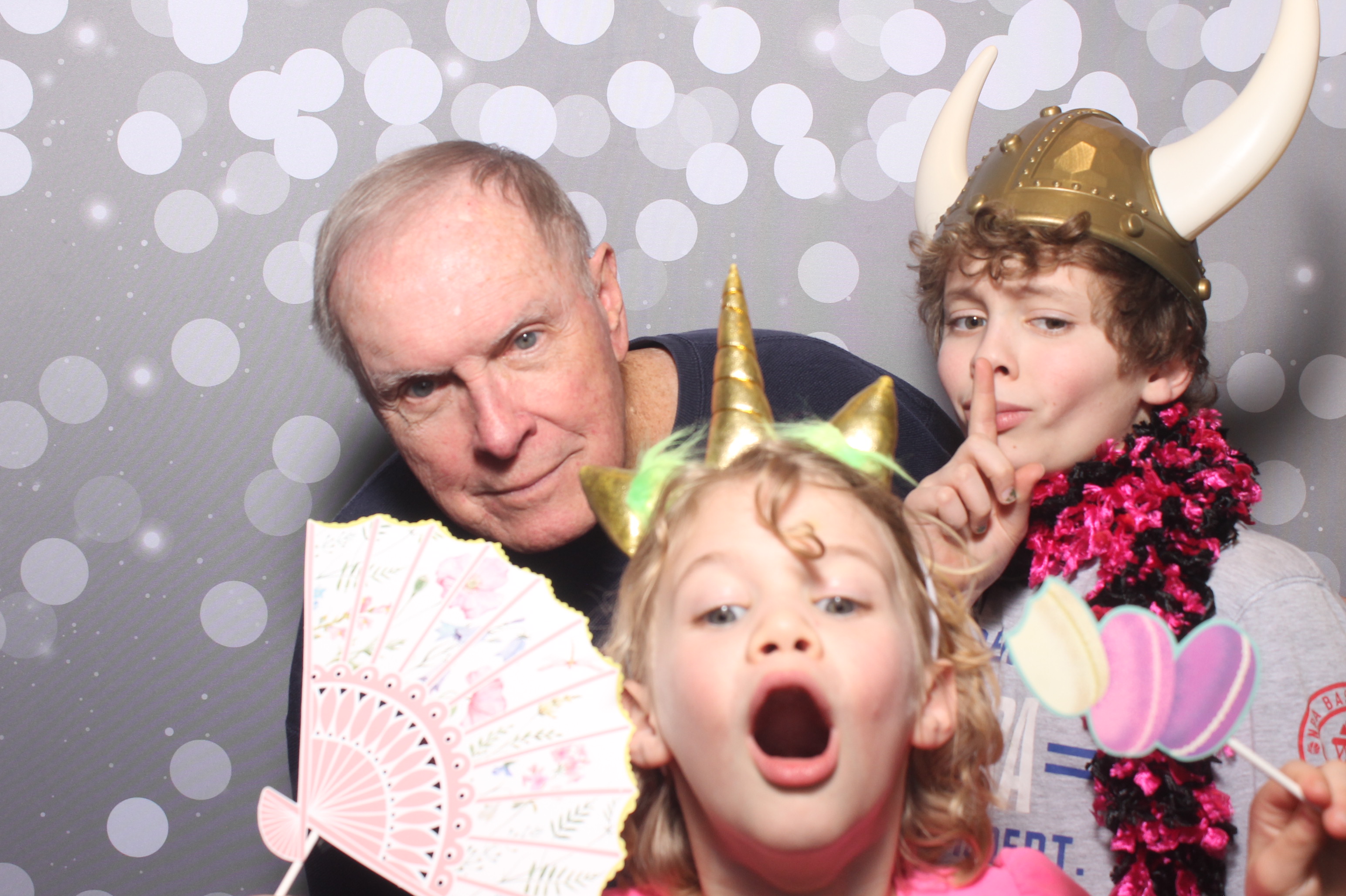 Hillel Grandparents & Special Friends Tea | View more photos from the event at gallery.photoboothcincy.com/u/PhotoBoothCincy/Hillel-Grandparents-Special-Friends-Tea