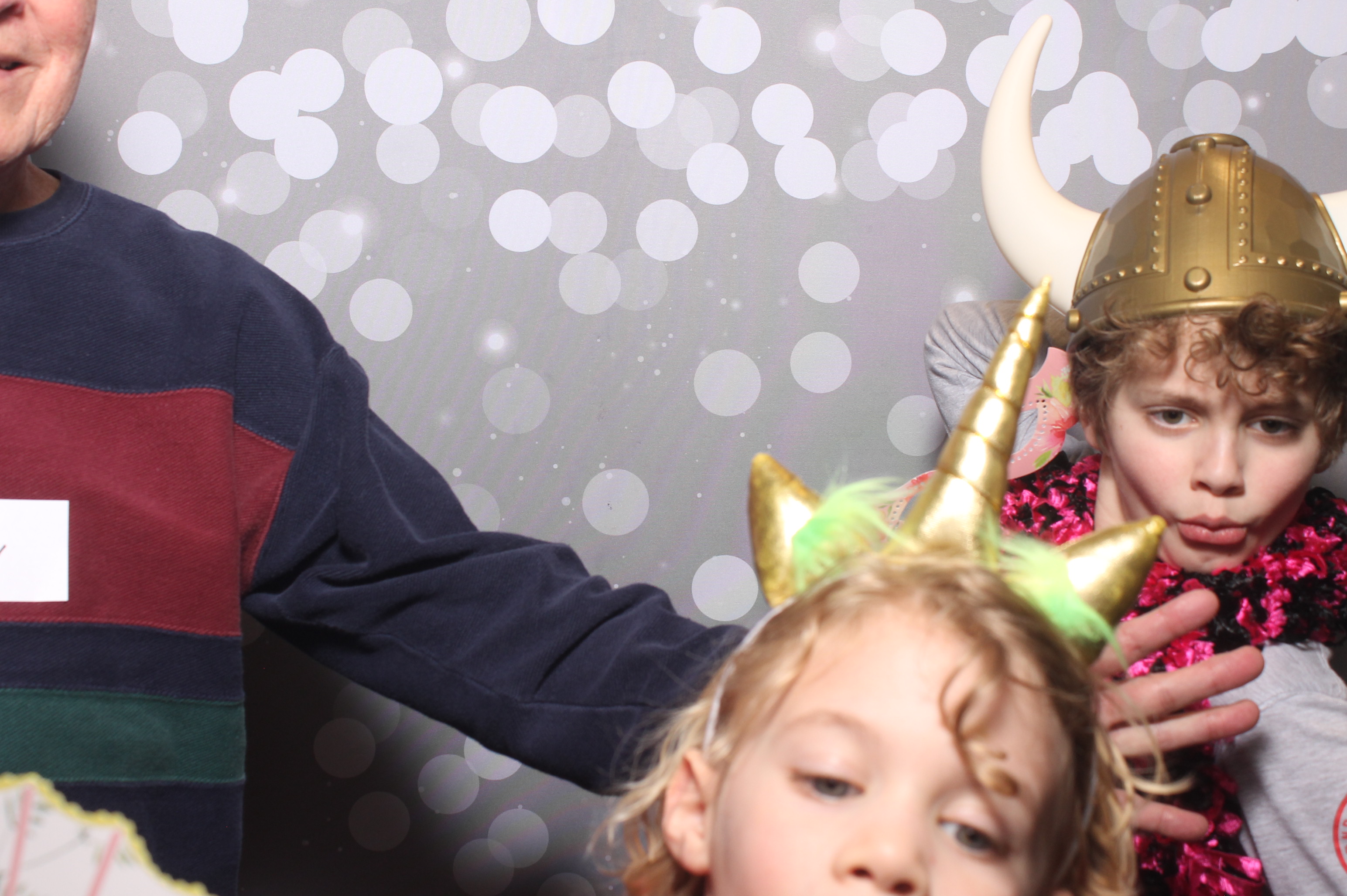 Hillel Grandparents & Special Friends Tea | View more photos from the event at gallery.photoboothcincy.com/u/PhotoBoothCincy/Hillel-Grandparents-Special-Friends-Tea