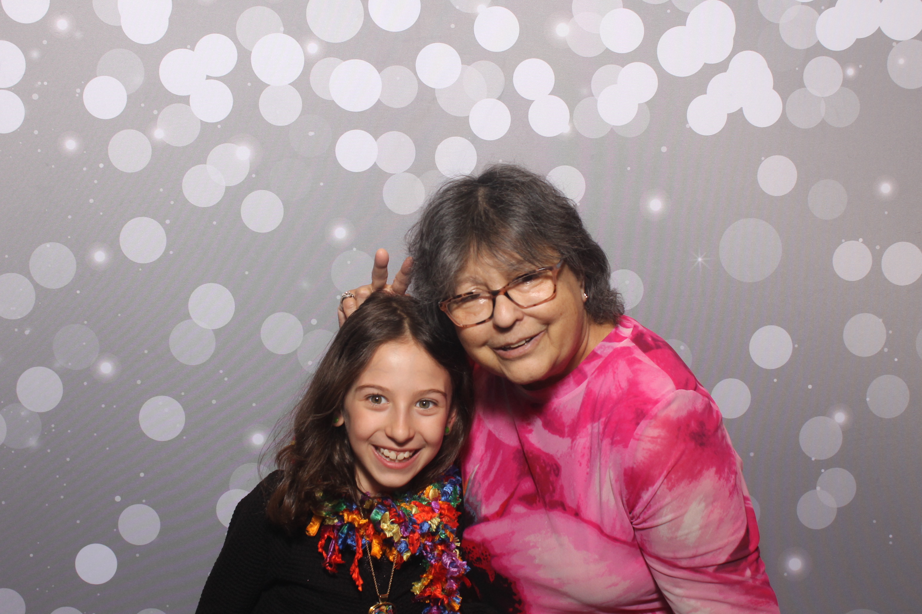 Hillel Grandparents & Special Friends Tea | View more photos from the event at gallery.photoboothcincy.com/u/PhotoBoothCincy/Hillel-Grandparents-Special-Friends-Tea