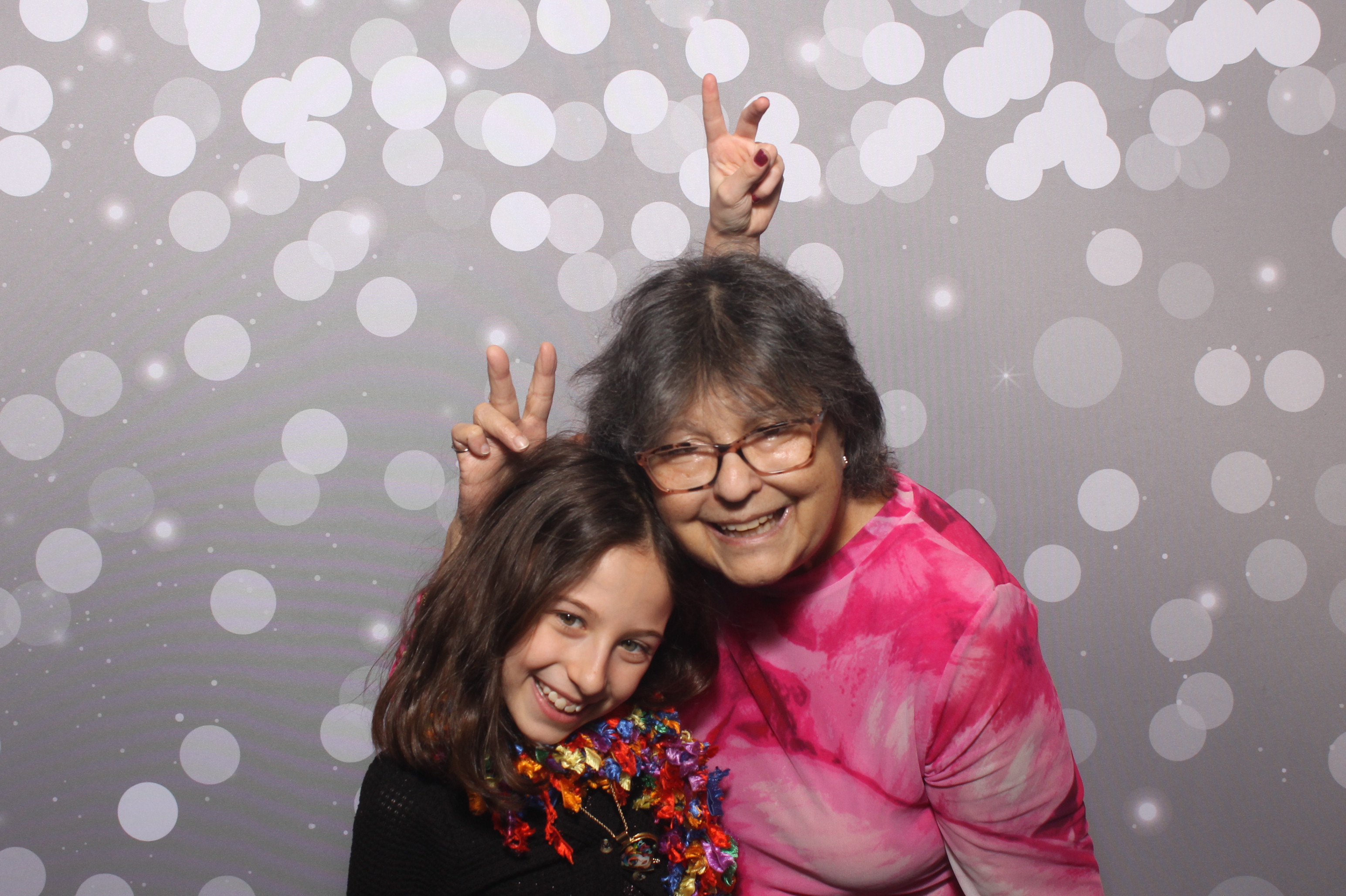 Hillel Grandparents & Special Friends Tea | View more photos from the event at gallery.photoboothcincy.com/u/PhotoBoothCincy/Hillel-Grandparents-Special-Friends-Tea