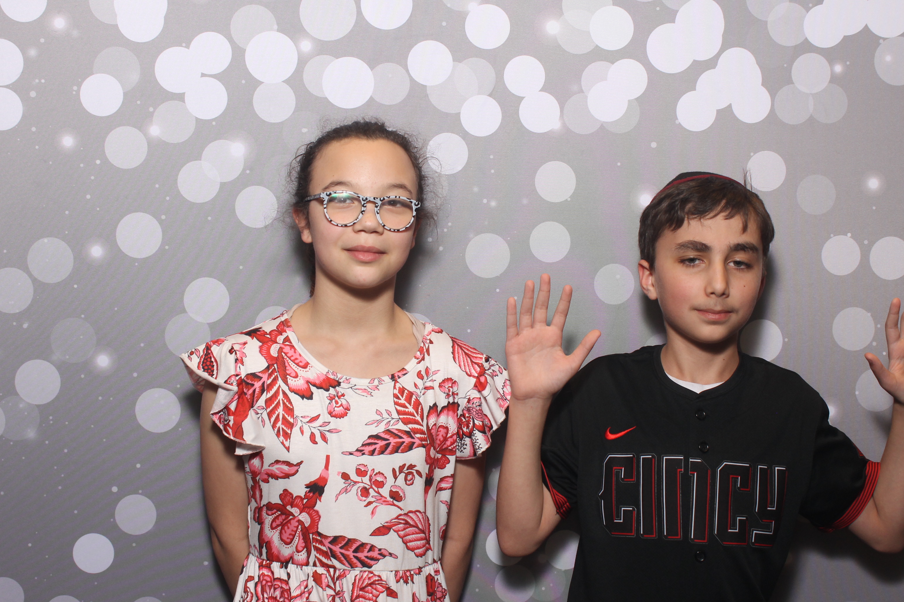 Hillel Grandparents & Special Friends Tea | View more photos from the event at gallery.photoboothcincy.com/u/PhotoBoothCincy/Hillel-Grandparents-Special-Friends-Tea