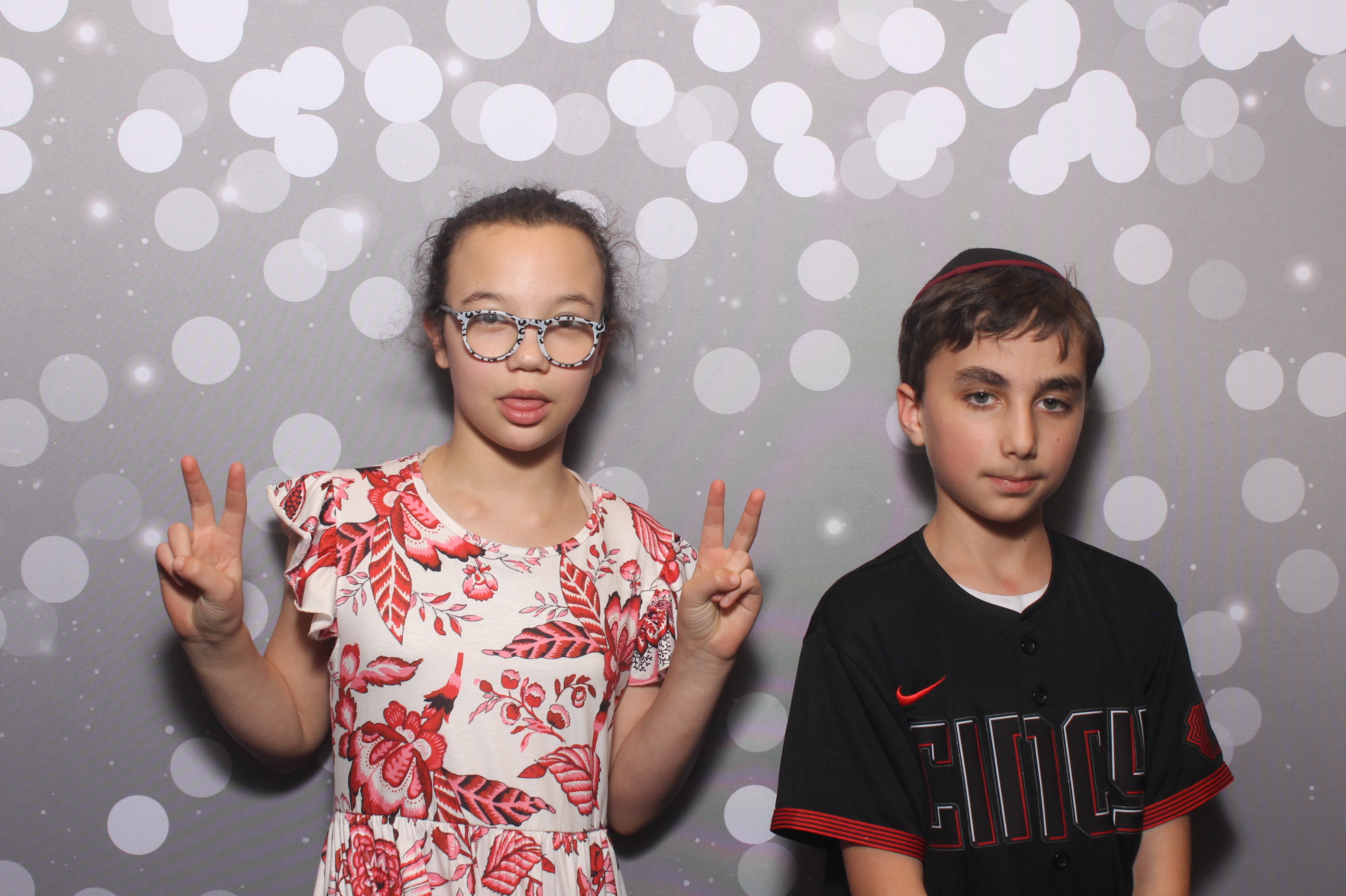 Hillel Grandparents & Special Friends Tea | View more photos from the event at gallery.photoboothcincy.com/u/PhotoBoothCincy/Hillel-Grandparents-Special-Friends-Tea