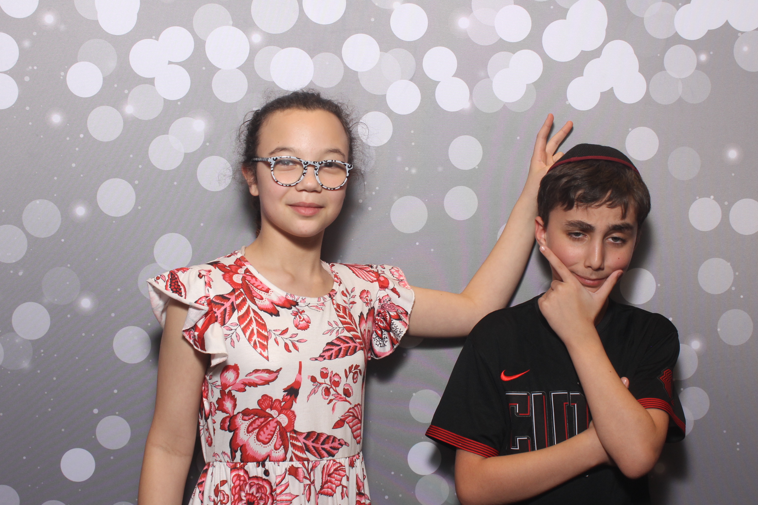 Hillel Grandparents & Special Friends Tea | View more photos from the event at gallery.photoboothcincy.com/u/PhotoBoothCincy/Hillel-Grandparents-Special-Friends-Tea