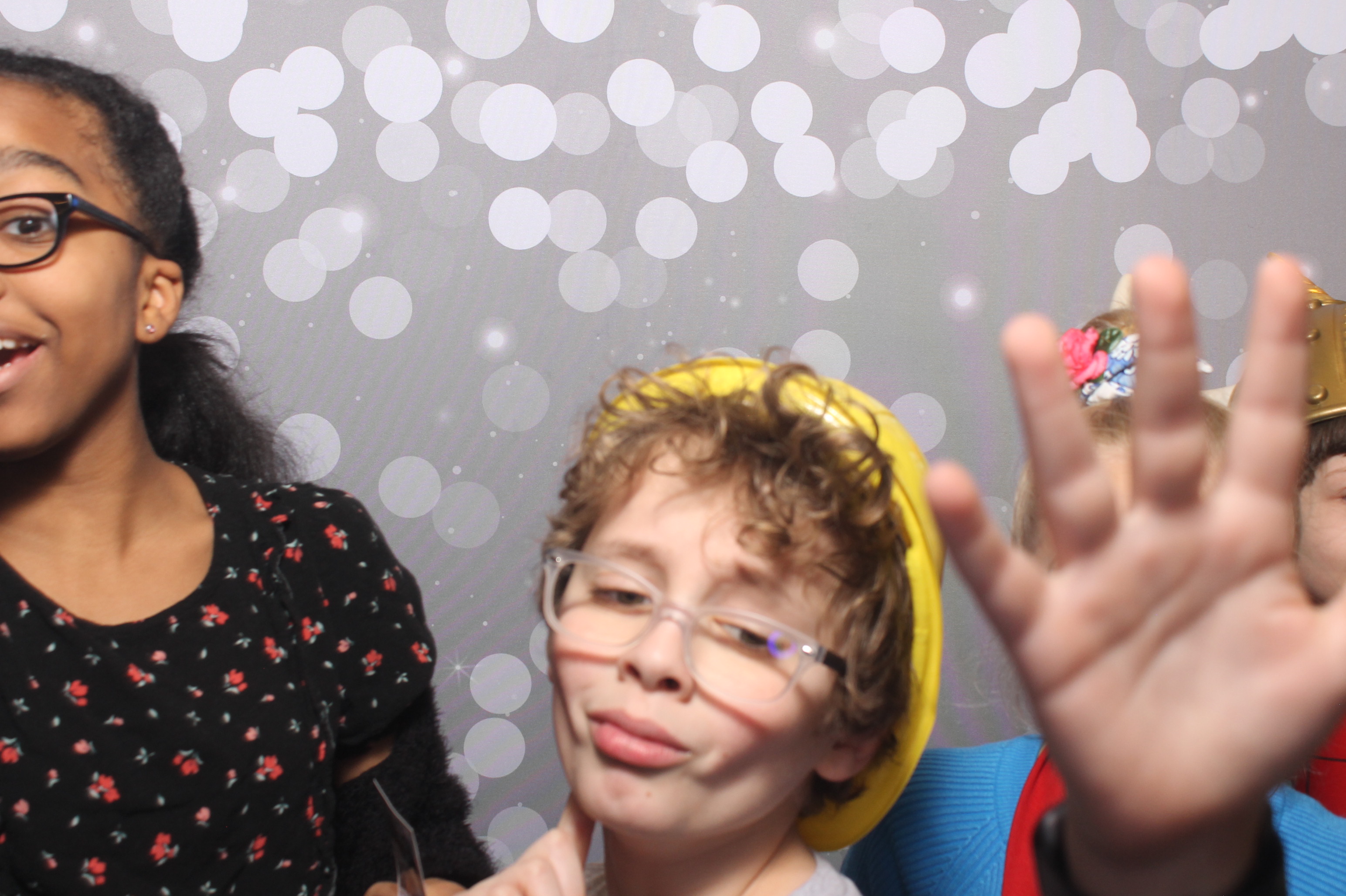 Hillel Grandparents & Special Friends Tea | View more photos from the event at gallery.photoboothcincy.com/u/PhotoBoothCincy/Hillel-Grandparents-Special-Friends-Tea