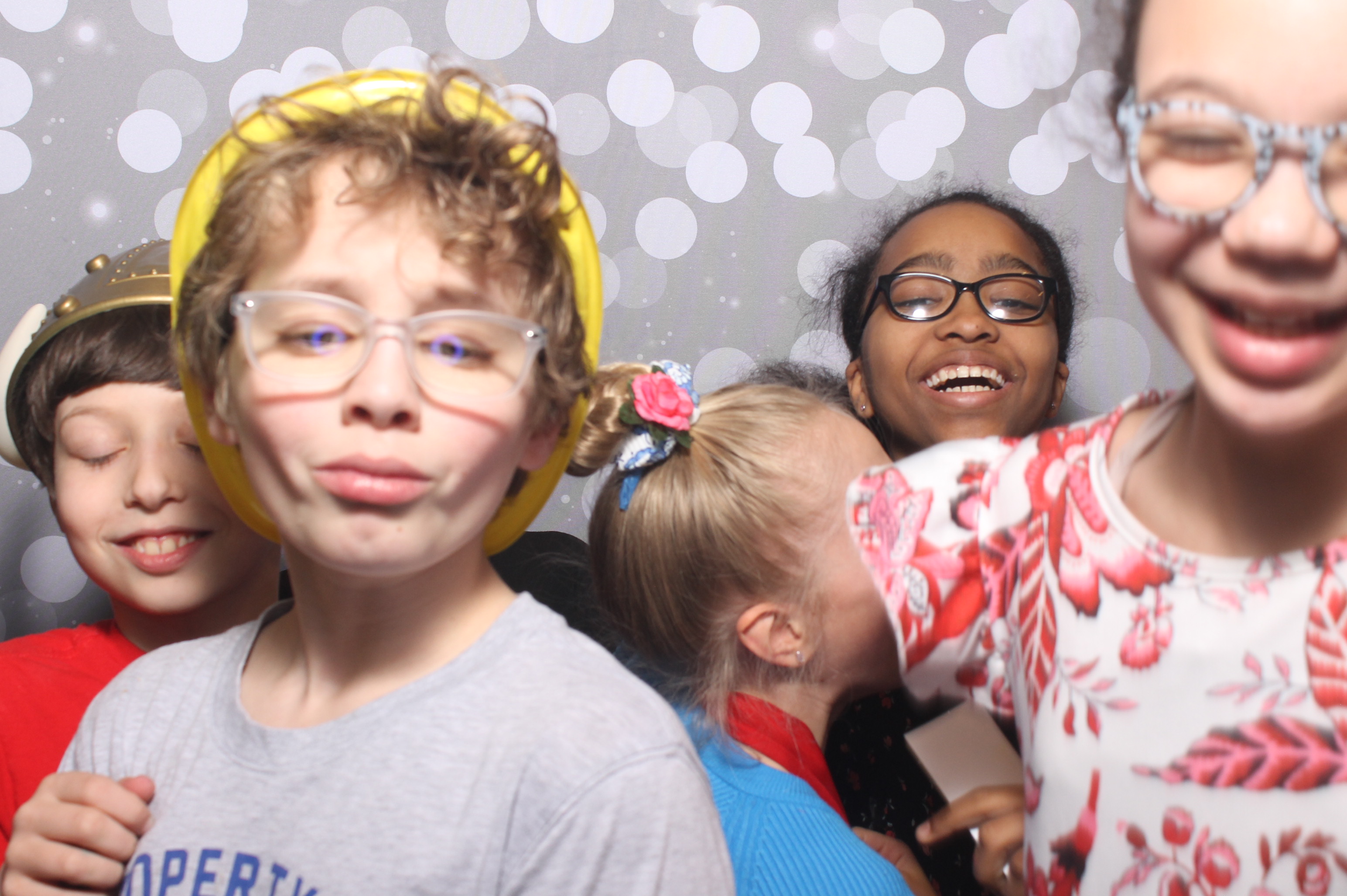 Hillel Grandparents & Special Friends Tea | View more photos from the event at gallery.photoboothcincy.com/u/PhotoBoothCincy/Hillel-Grandparents-Special-Friends-Tea