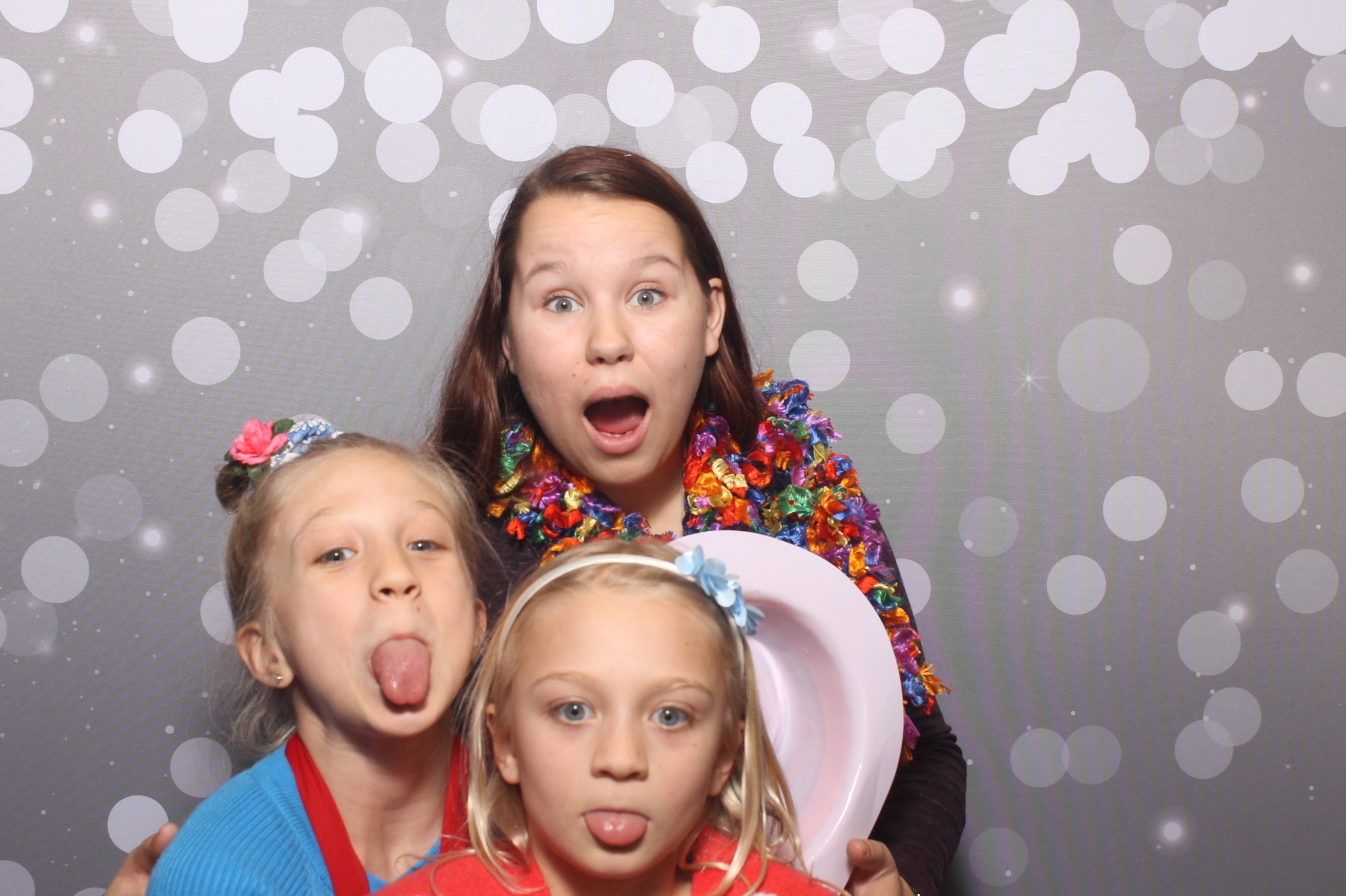 Hillel Grandparents & Special Friends Tea | View more photos from the event at gallery.photoboothcincy.com/u/PhotoBoothCincy/Hillel-Grandparents-Special-Friends-Tea
