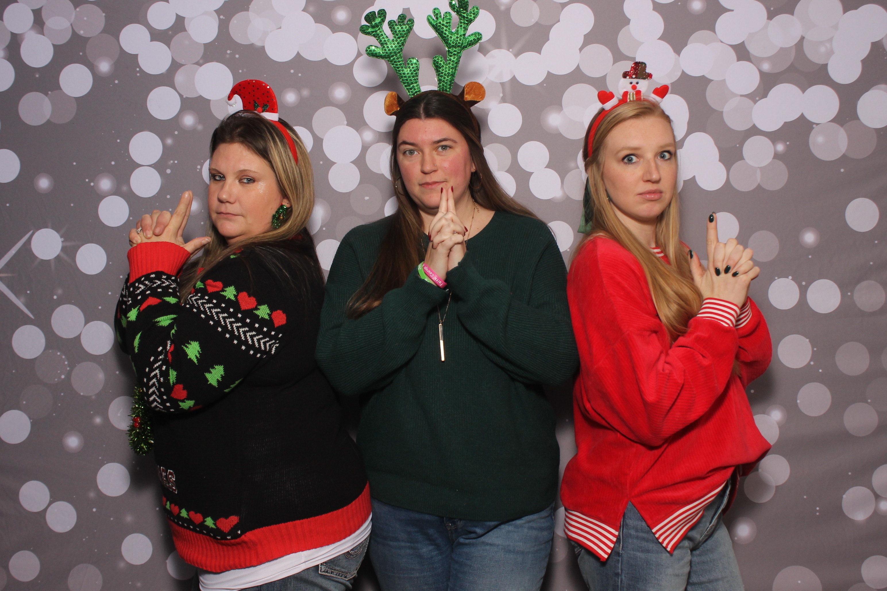 IGS Christmas Party | View more photos from the event at gallery.photoboothcincy.com/u/PhotoBoothCincy/IGS-Christmas-Party