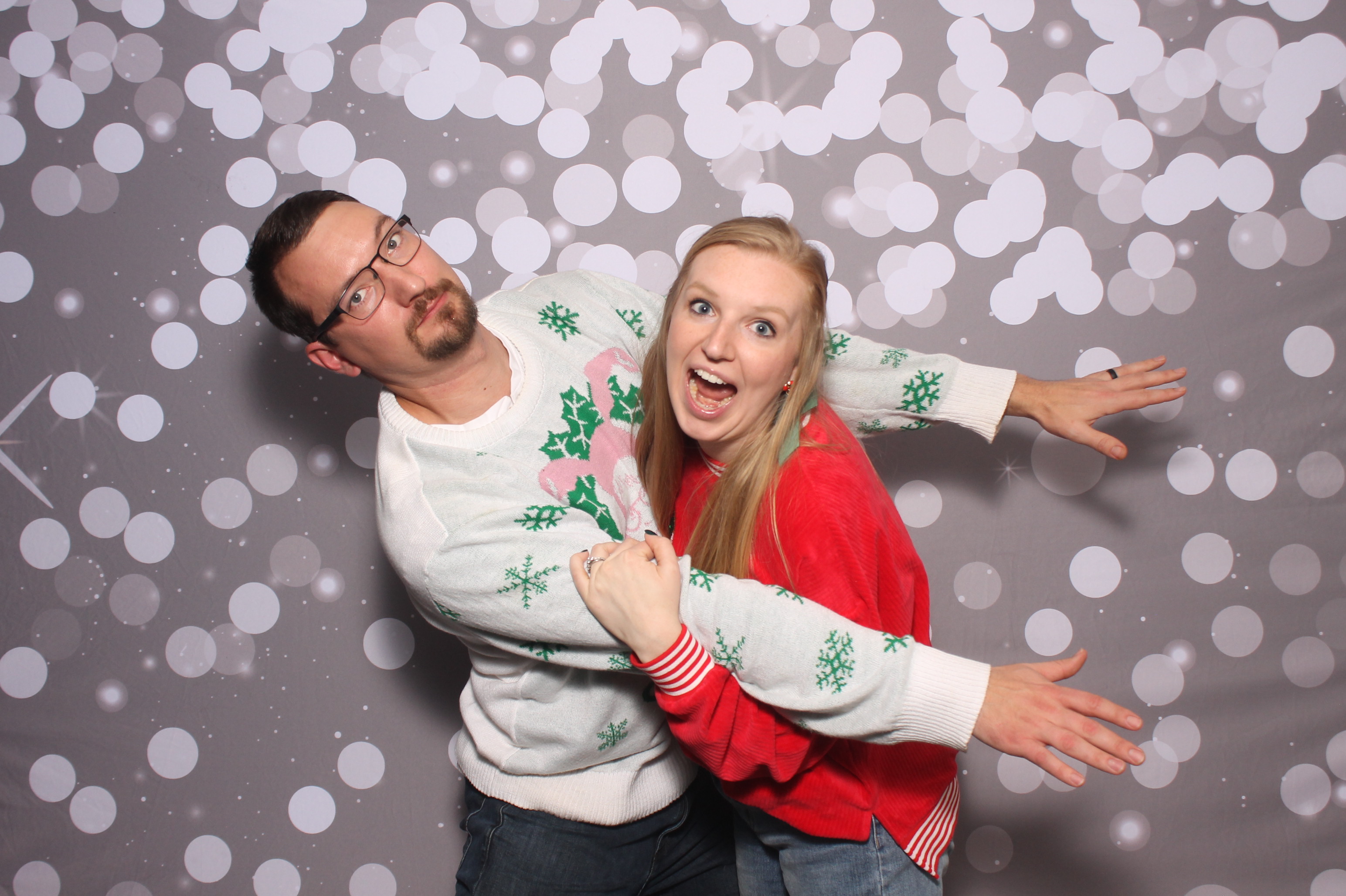 IGS Christmas Party | View more photos from the event at gallery.photoboothcincy.com/u/PhotoBoothCincy/IGS-Christmas-Party