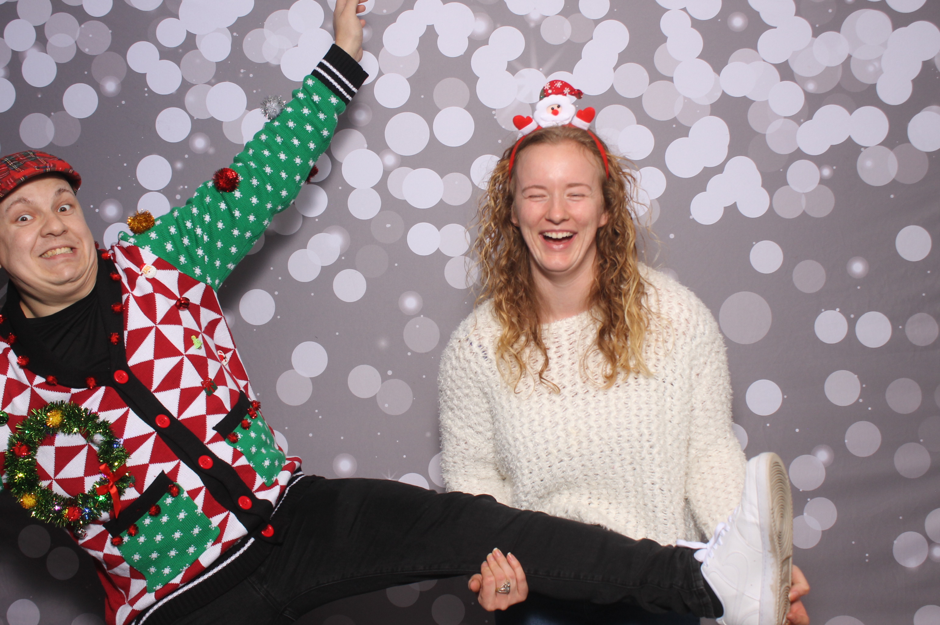 IGS Christmas Party | View more photos from the event at gallery.photoboothcincy.com/u/PhotoBoothCincy/IGS-Christmas-Party