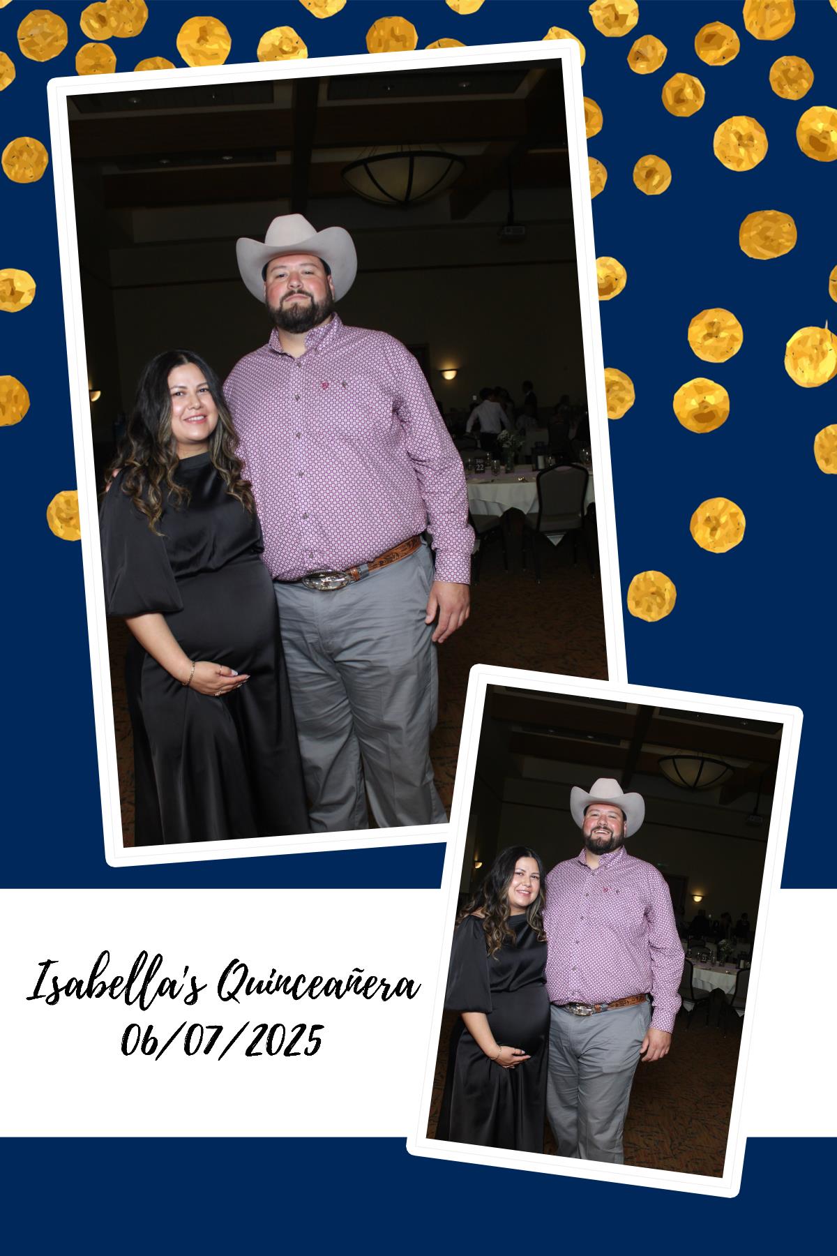 Isabella Castro Quinceanera | View more photos from the event at gallery.photoboothcincy.com/u/PhotoBoothCincy/Isabella-Castro-Quinceanera