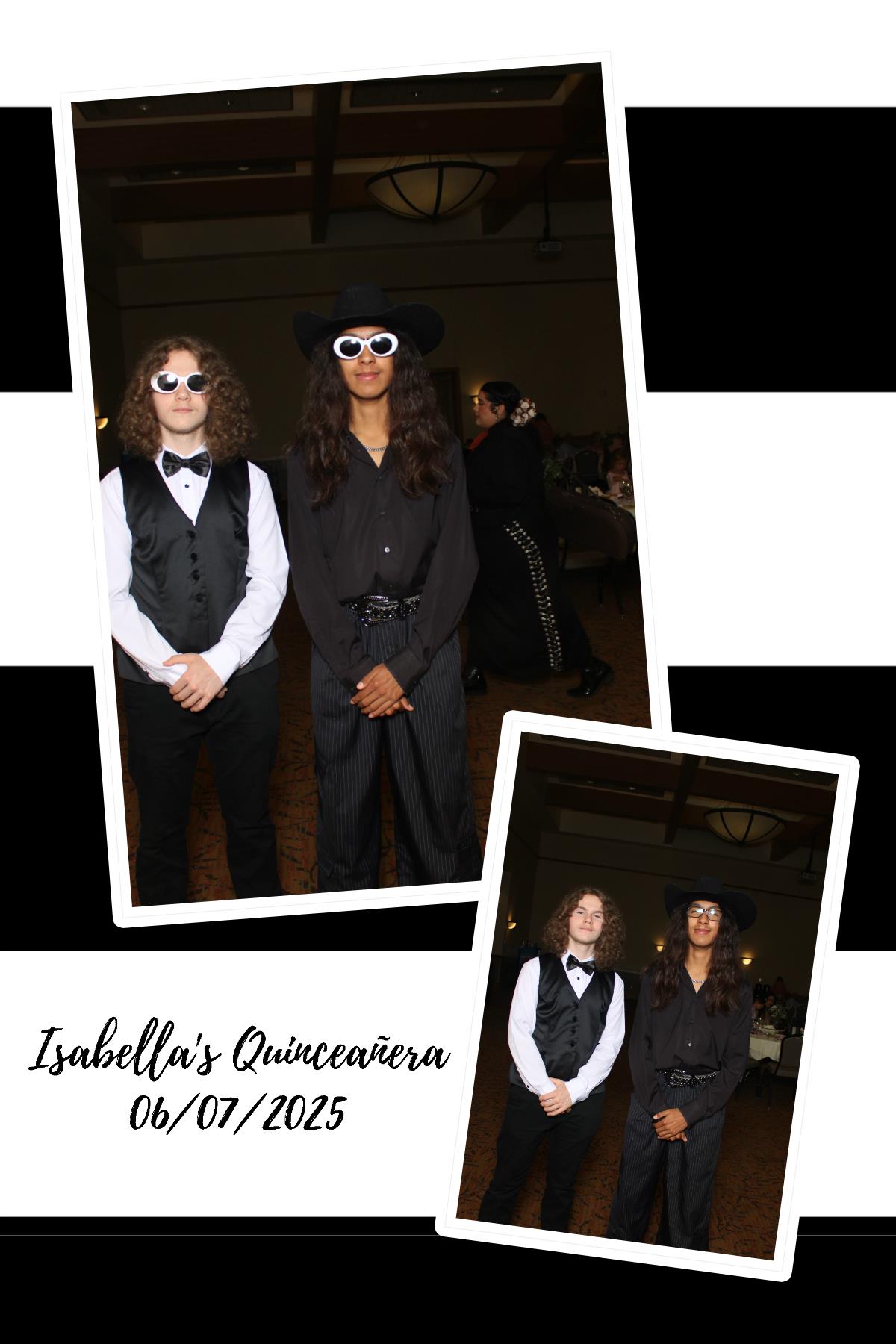 Isabella Castro Quinceanera | View more photos from the event at gallery.photoboothcincy.com/u/PhotoBoothCincy/Isabella-Castro-Quinceanera