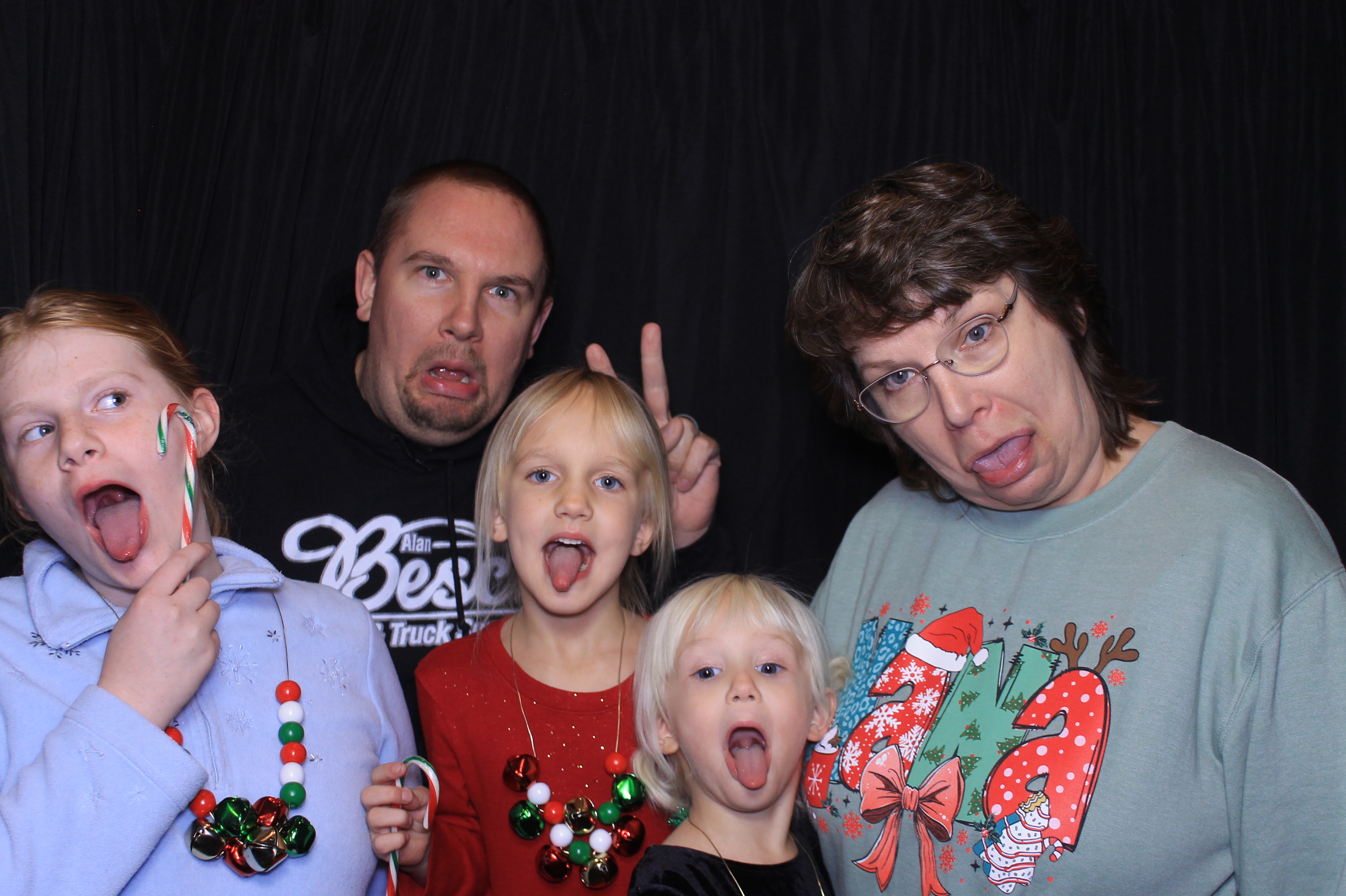 JCC Christmas Party | View more photos from the event at gallery.photoboothcincy.com/u/PhotoBoothCincy/JCC-Christmas-Party