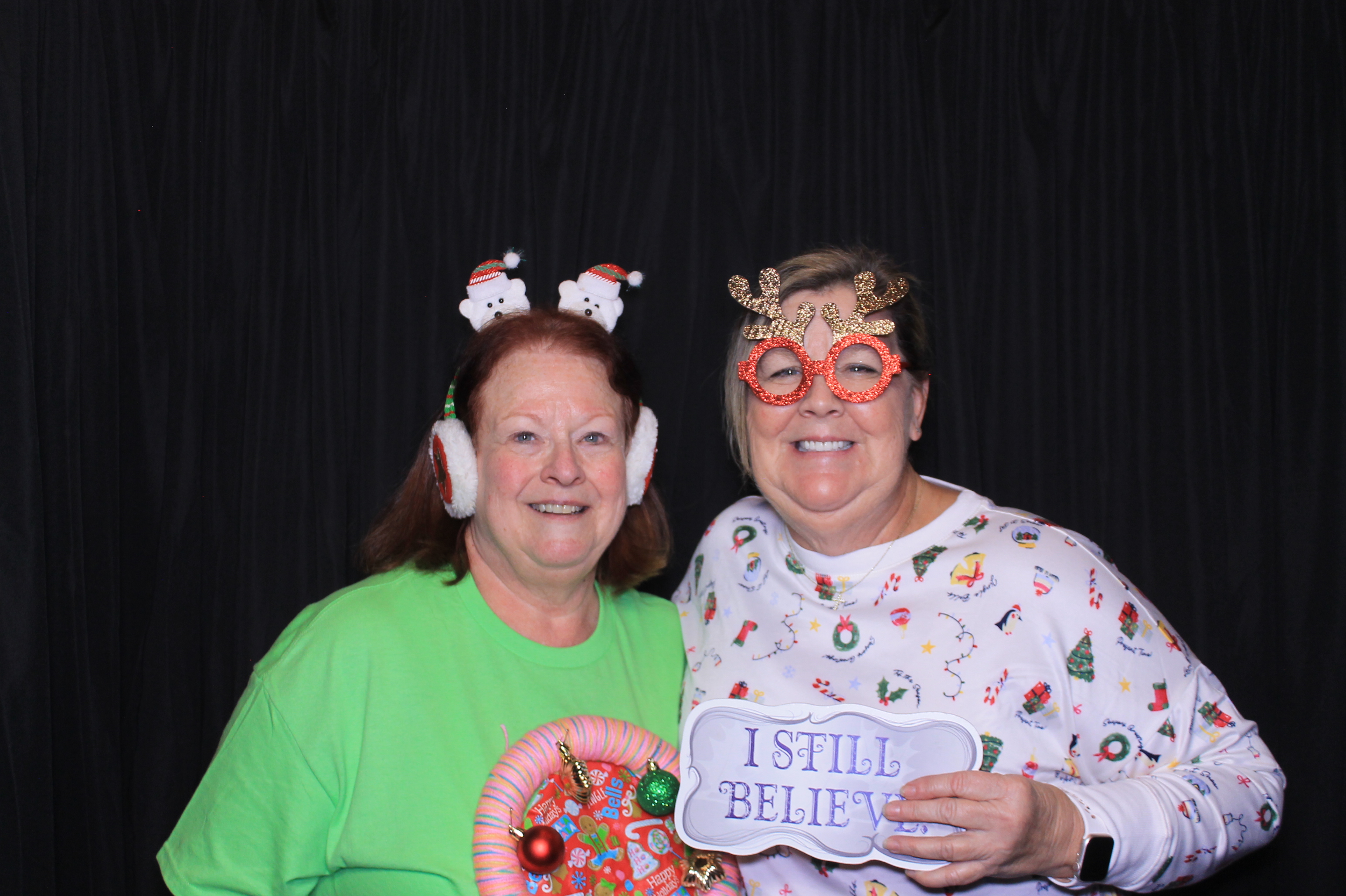 JCC Christmas Party | View more photos from the event at gallery.photoboothcincy.com/u/PhotoBoothCincy/JCC-Christmas-Party