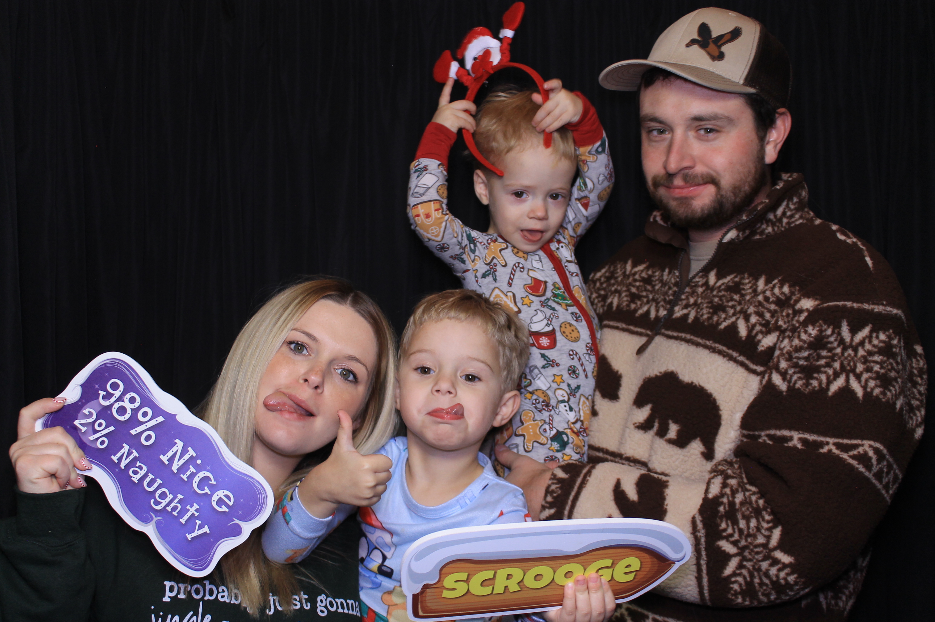 JCC Christmas Party | View more photos from the event at gallery.photoboothcincy.com/u/PhotoBoothCincy/JCC-Christmas-Party