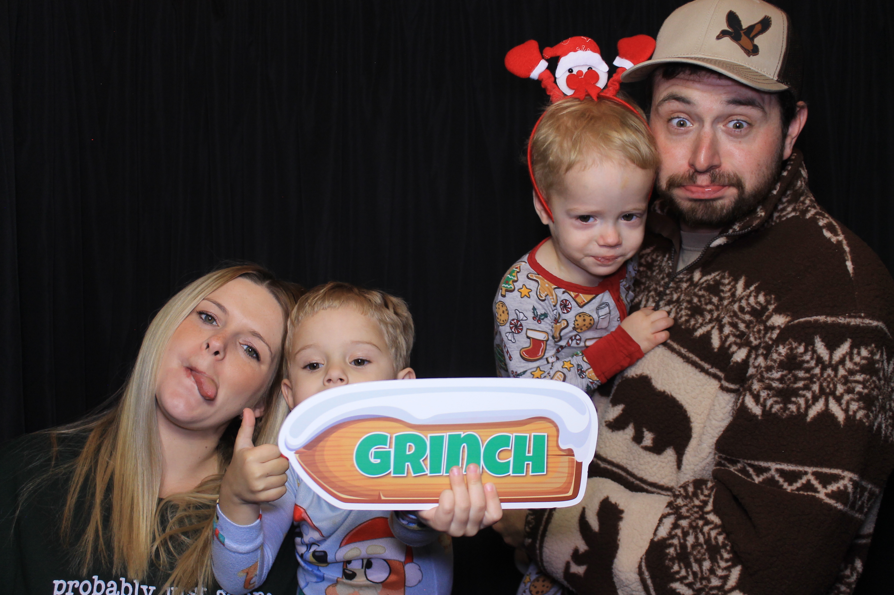 JCC Christmas Party | View more photos from the event at gallery.photoboothcincy.com/u/PhotoBoothCincy/JCC-Christmas-Party