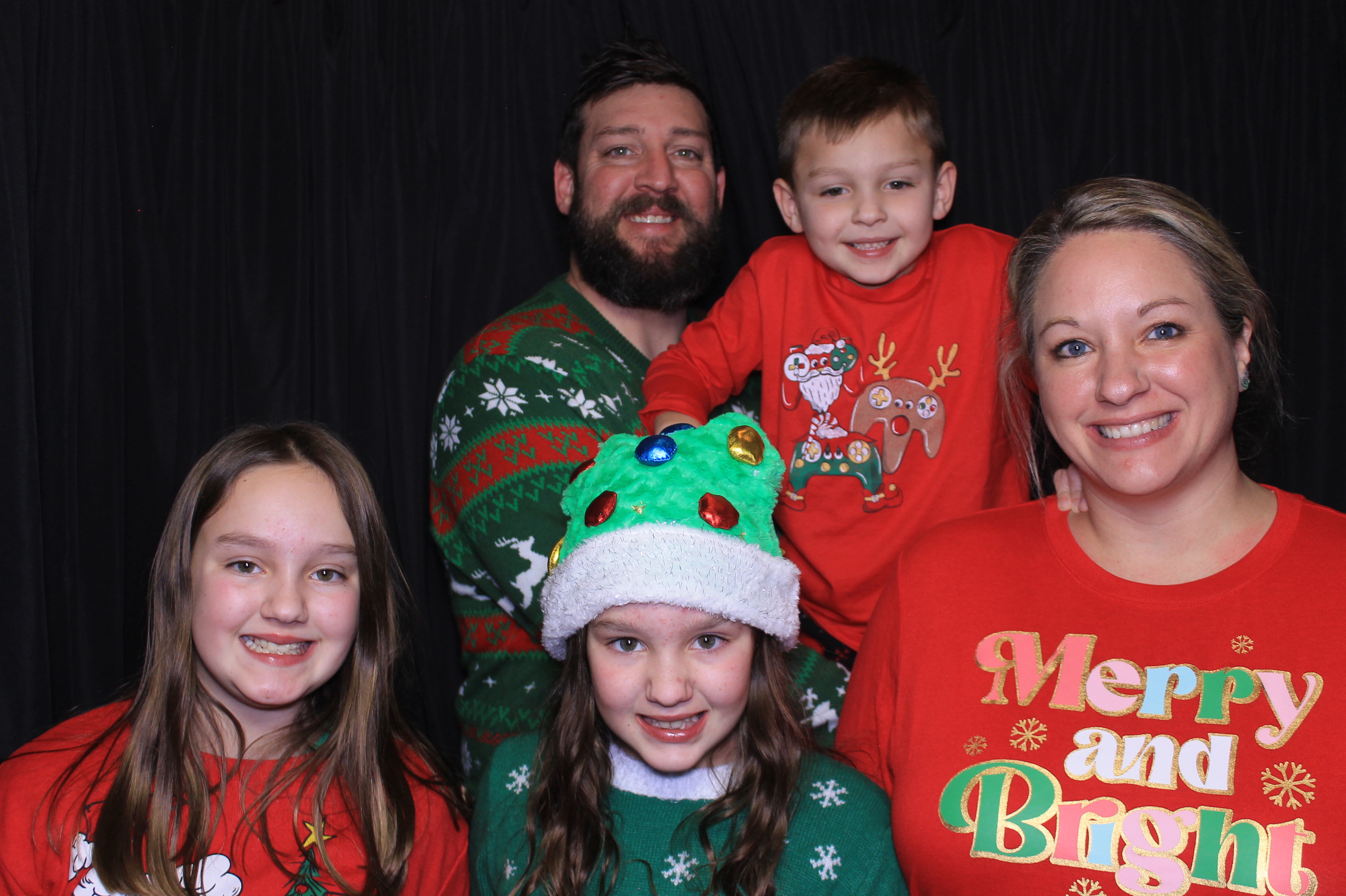 JCC Christmas Party | View more photos from the event at gallery.photoboothcincy.com/u/PhotoBoothCincy/JCC-Christmas-Party