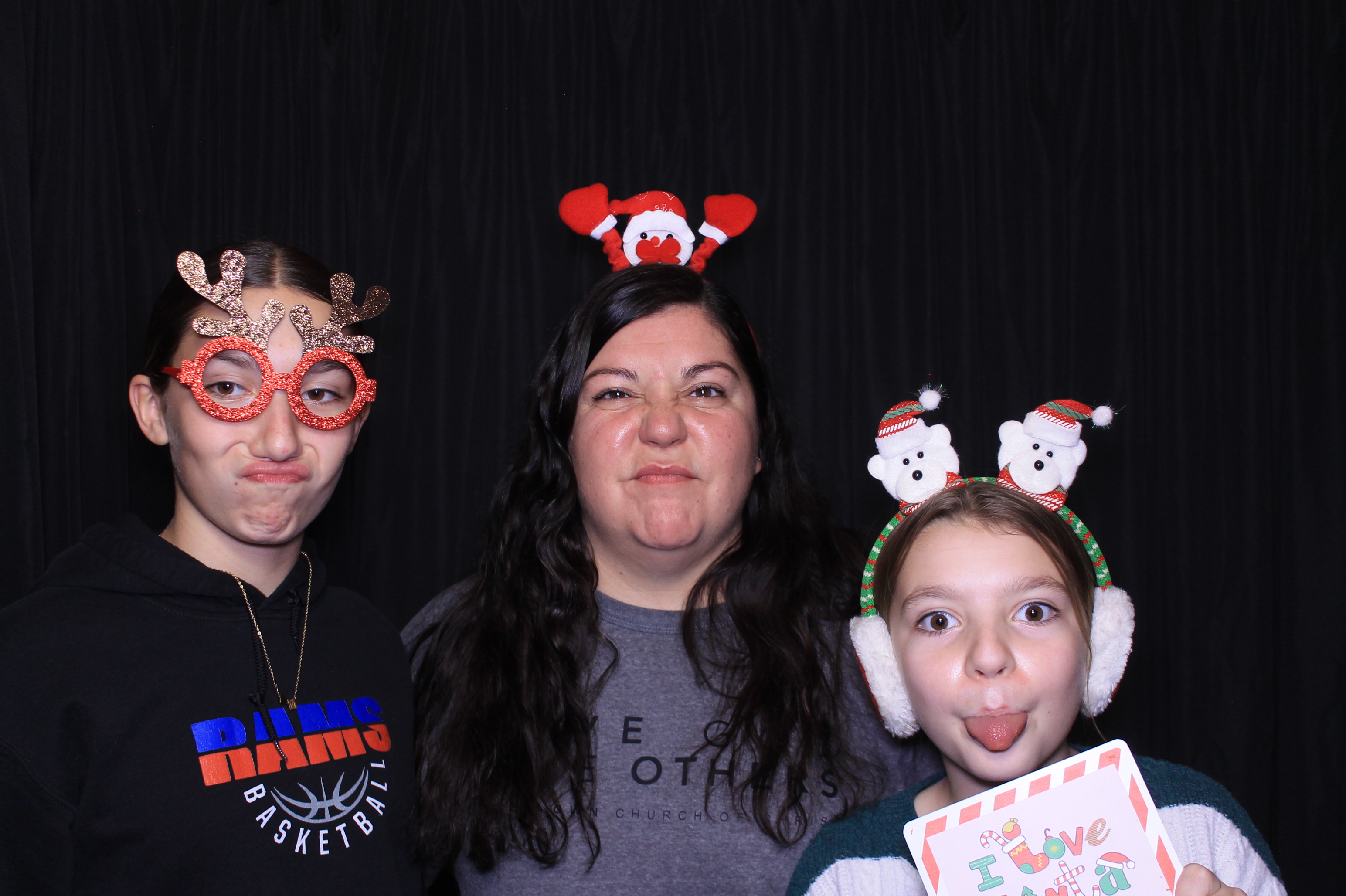 JCC Christmas Party | View more photos from the event at gallery.photoboothcincy.com/u/PhotoBoothCincy/JCC-Christmas-Party