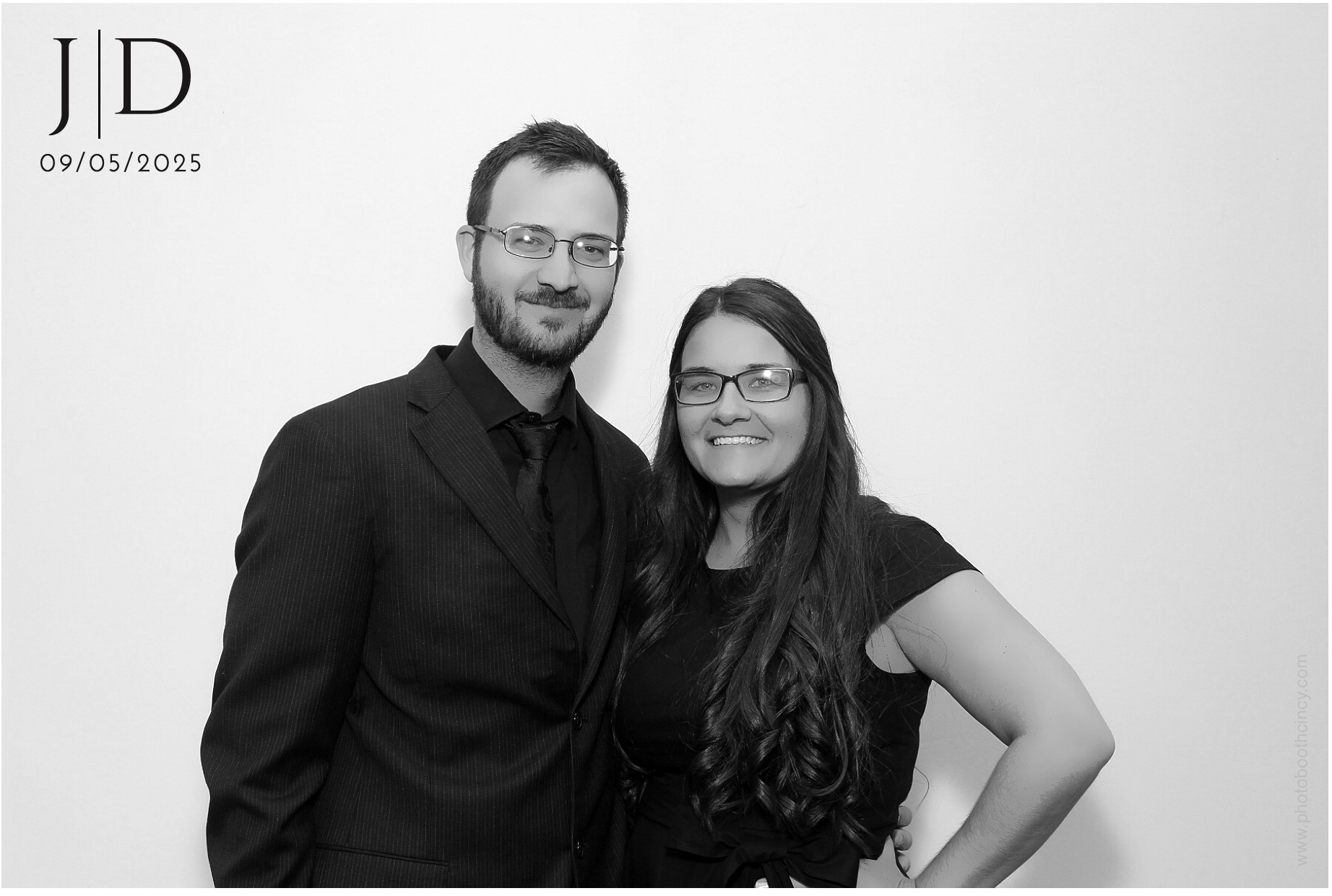 J&D | View more photos from the event at gallery.photoboothcincy.com/u/PhotoBoothCincy/JD