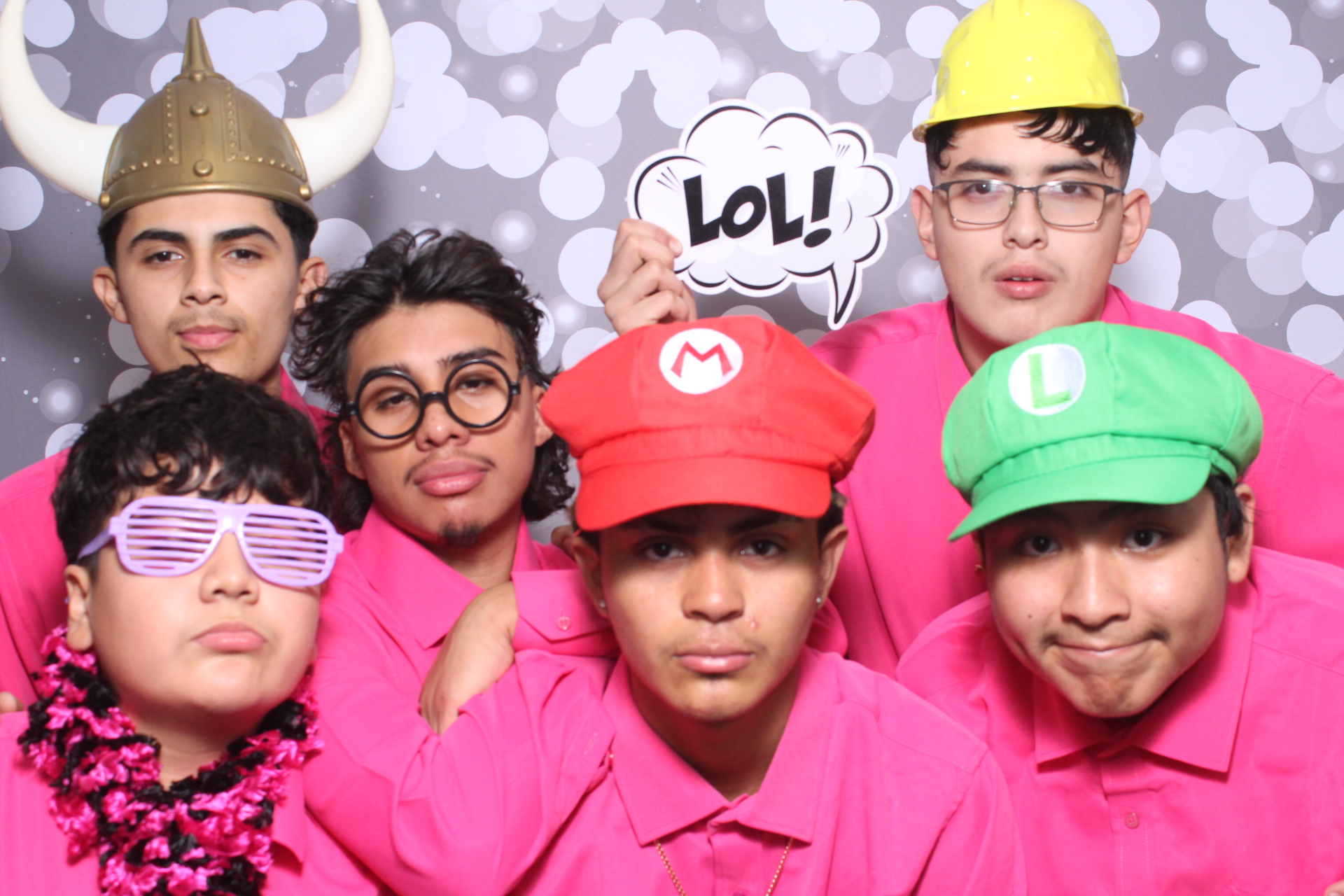 Jazmins Quince | View more photos from the event at gallery.photoboothcincy.com/u/PhotoBoothCincy/Jazmins-Quince