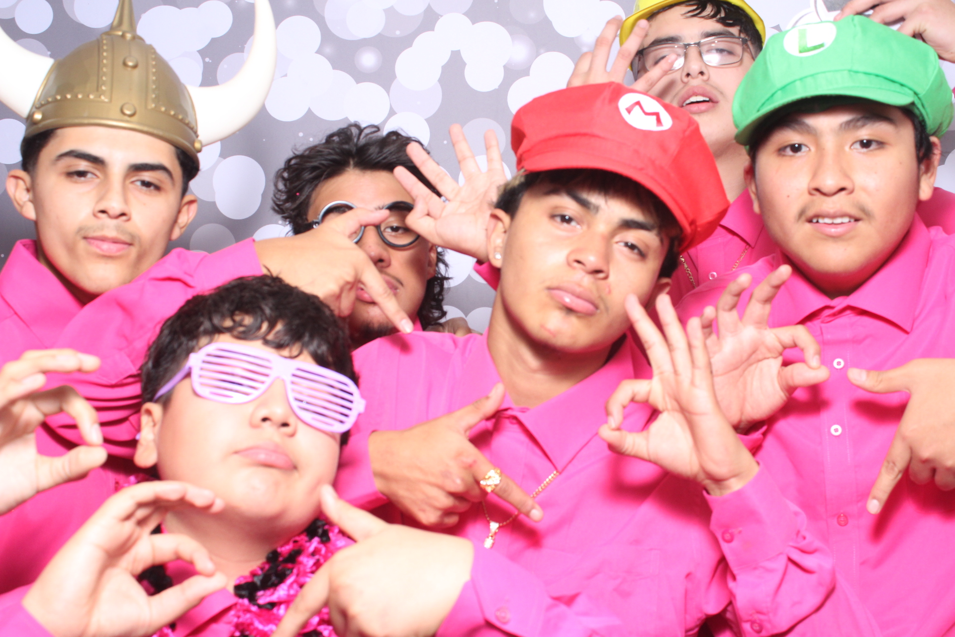 Jazmins Quince | View more photos from the event at gallery.photoboothcincy.com/u/PhotoBoothCincy/Jazmins-Quince