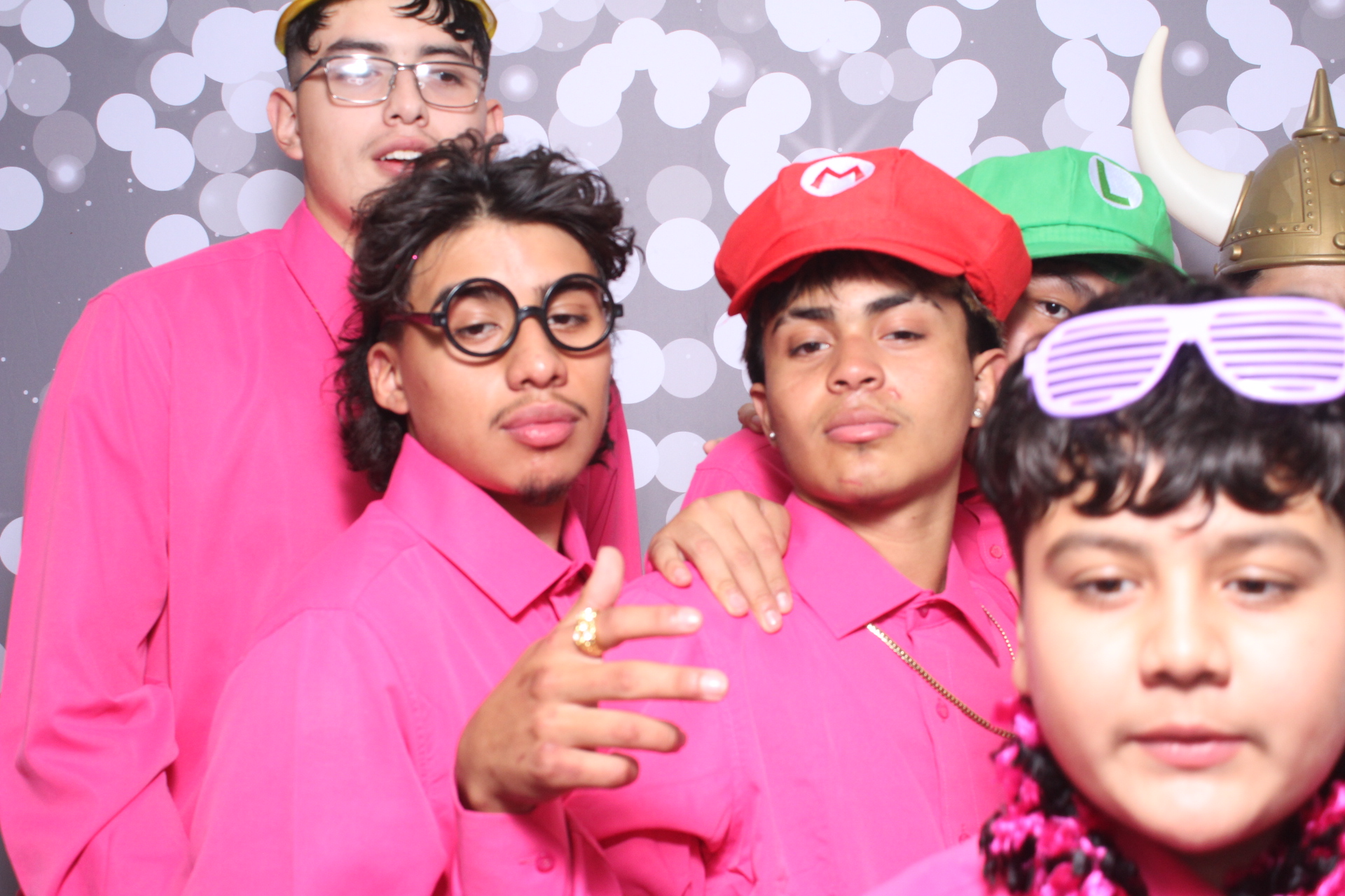 Jazmins Quince | View more photos from the event at gallery.photoboothcincy.com/u/PhotoBoothCincy/Jazmins-Quince