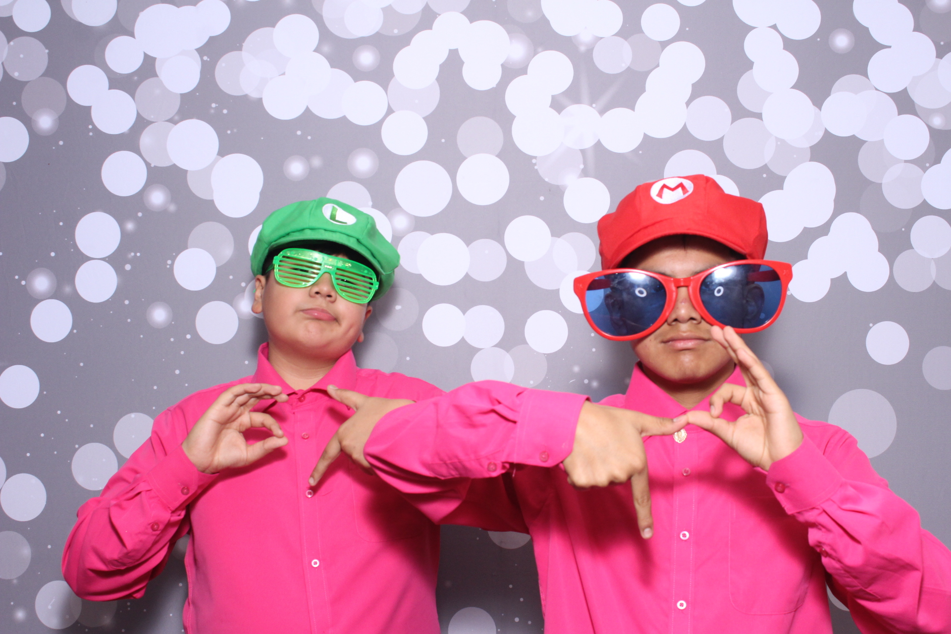 Jazmins Quince | View more photos from the event at gallery.photoboothcincy.com/u/PhotoBoothCincy/Jazmins-Quince