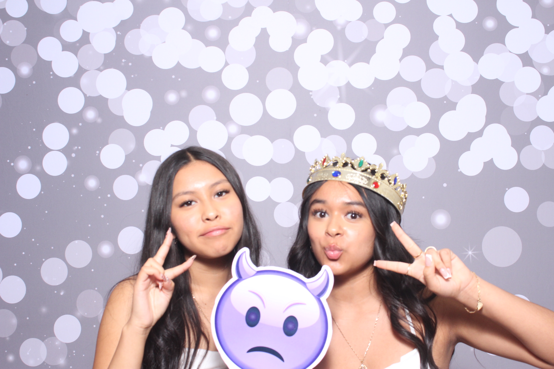 Jazmins Quince | View more photos from the event at gallery.photoboothcincy.com/u/PhotoBoothCincy/Jazmins-Quince