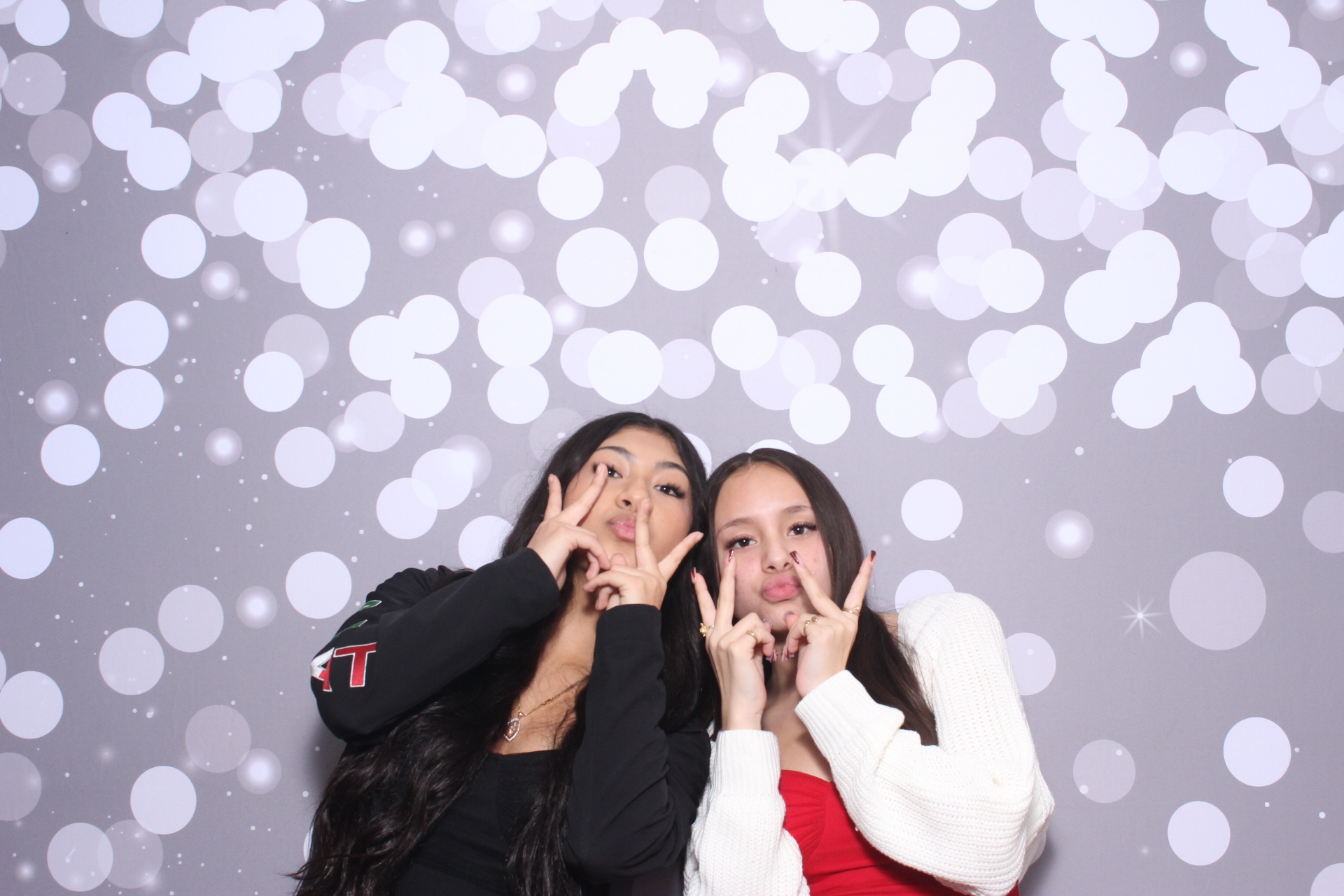 Jazmins Quince | View more photos from the event at gallery.photoboothcincy.com/u/PhotoBoothCincy/Jazmins-Quince