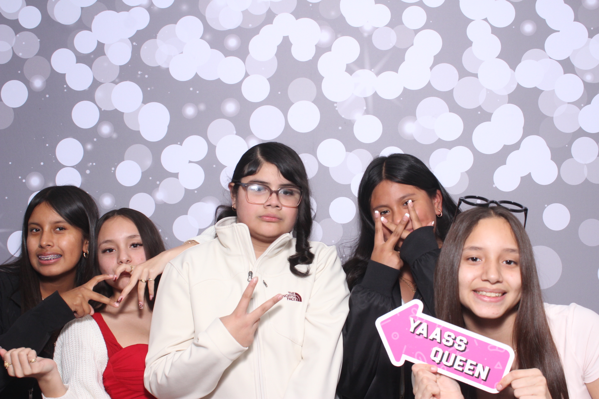 Jazmins Quince | View more photos from the event at gallery.photoboothcincy.com/u/PhotoBoothCincy/Jazmins-Quince