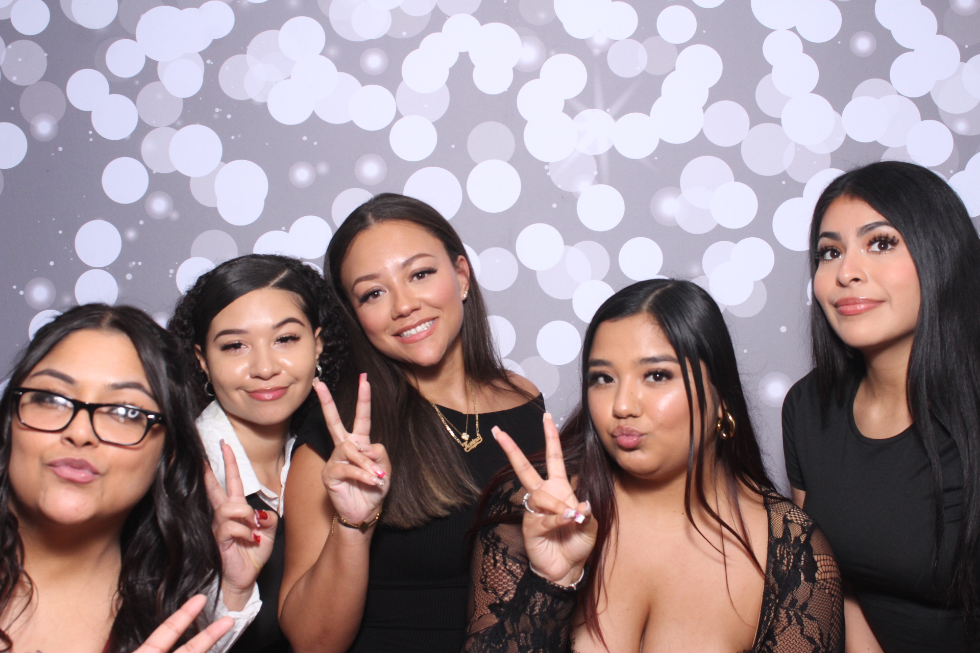 Jazmins Quince | View more photos from the event at gallery.photoboothcincy.com/u/PhotoBoothCincy/Jazmins-Quince